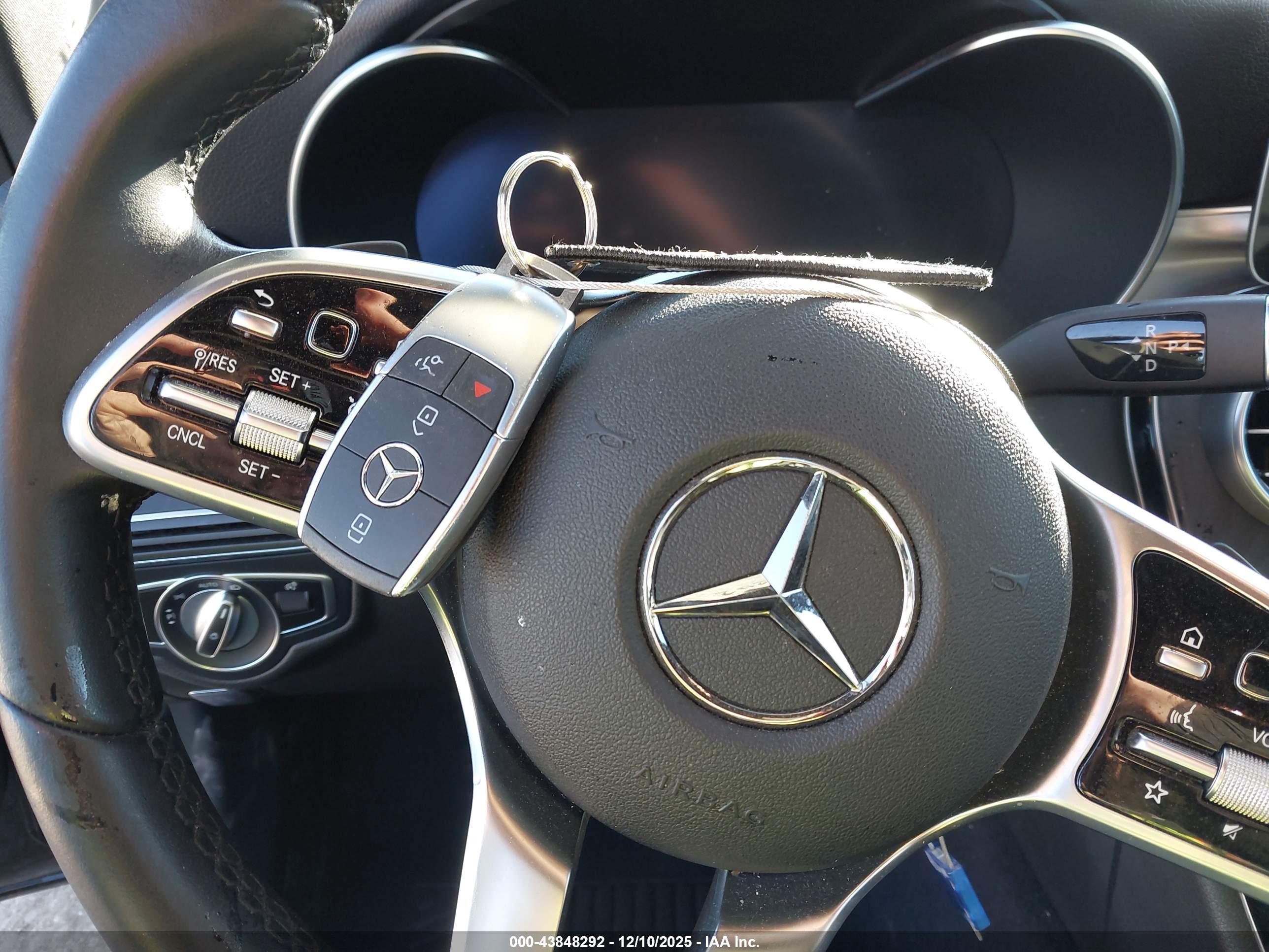 MERCEDES-BENZ C image 11