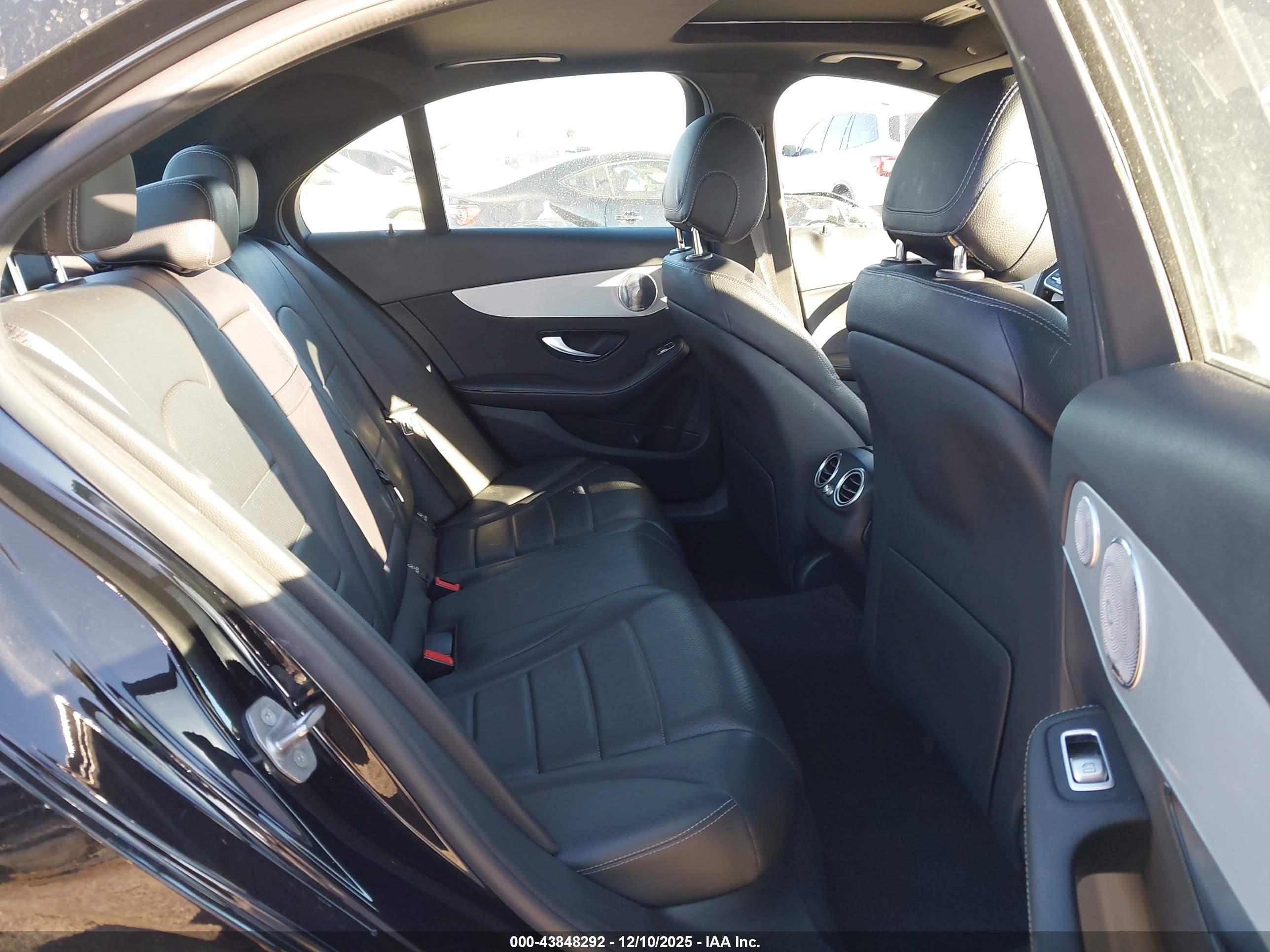 MERCEDES-BENZ C image 8