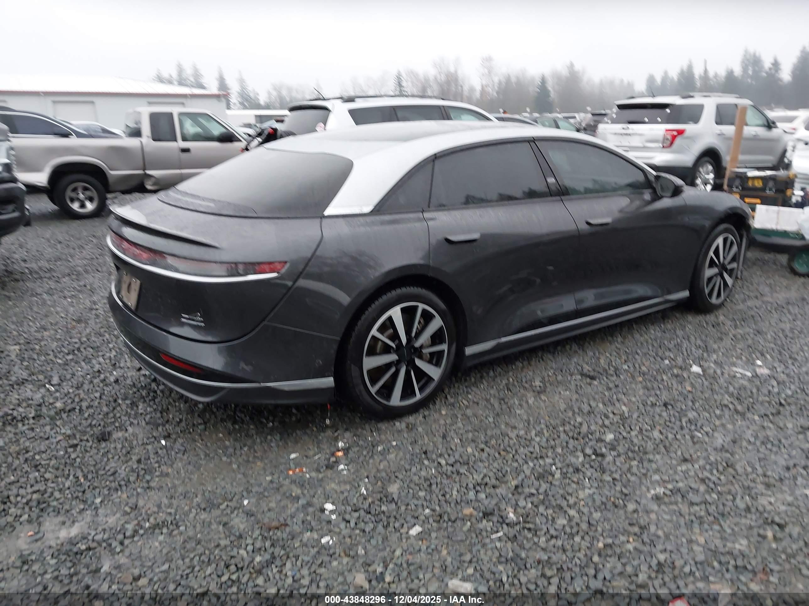 LUCID AIR image 4