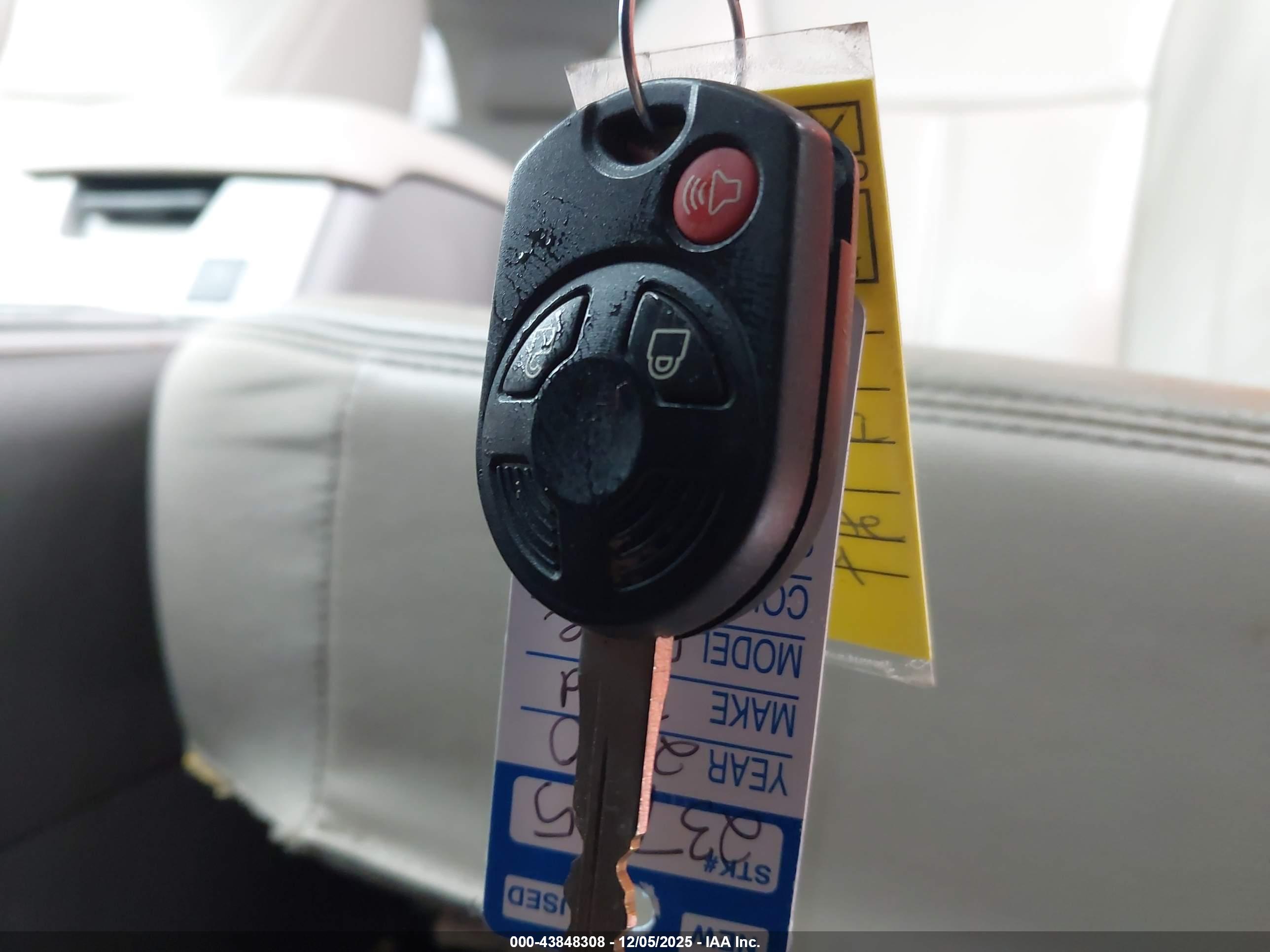FORD EDGE image 11