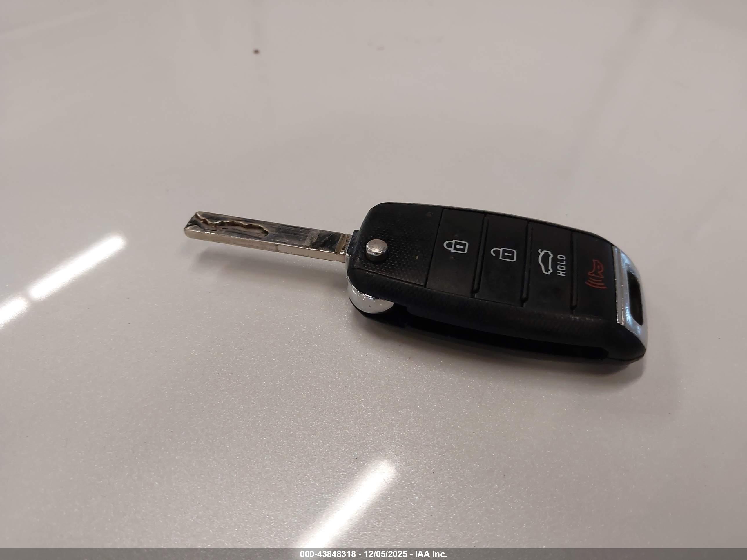KIA OPTIMA image 11