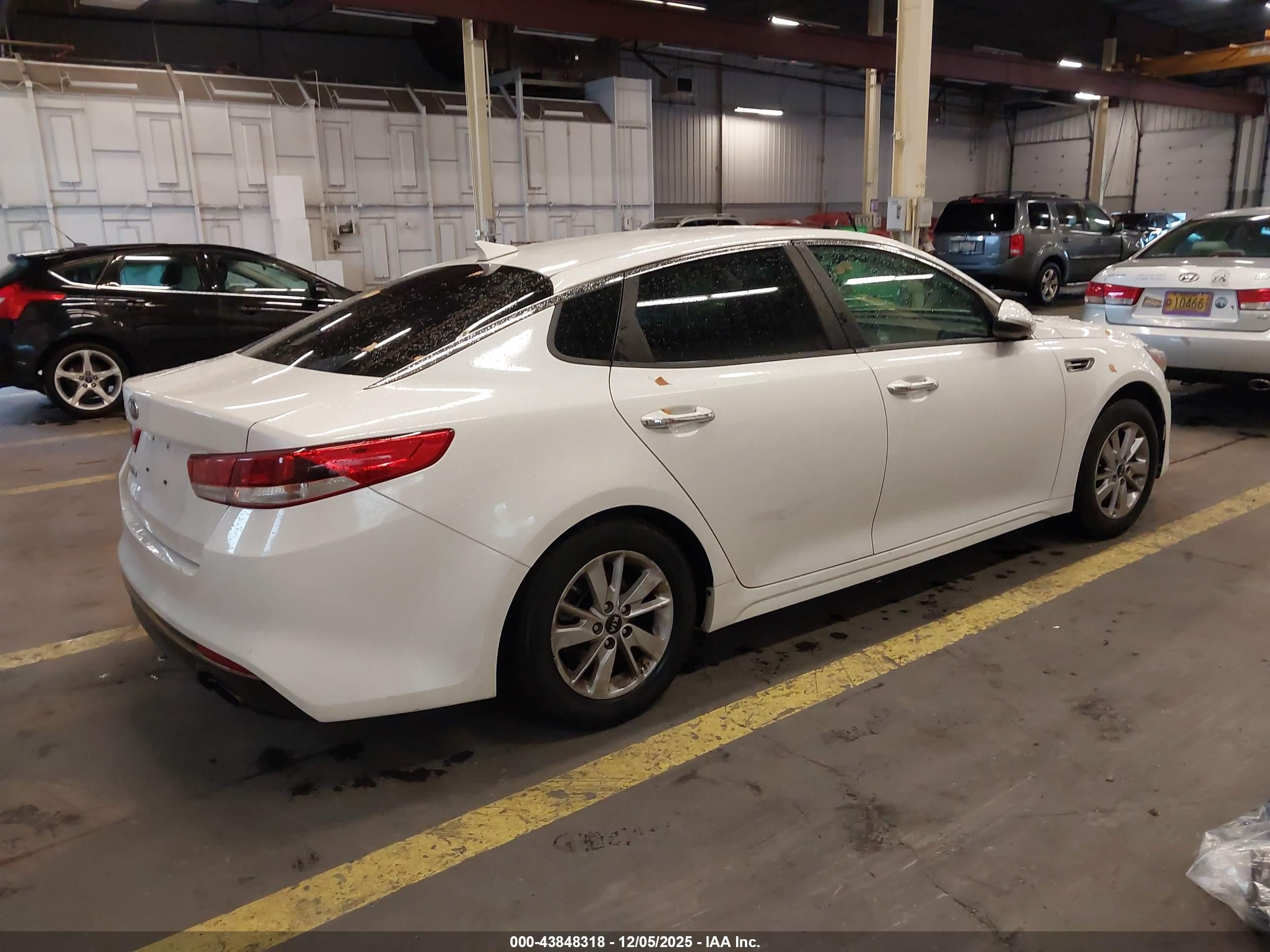 KIA OPTIMA image 4