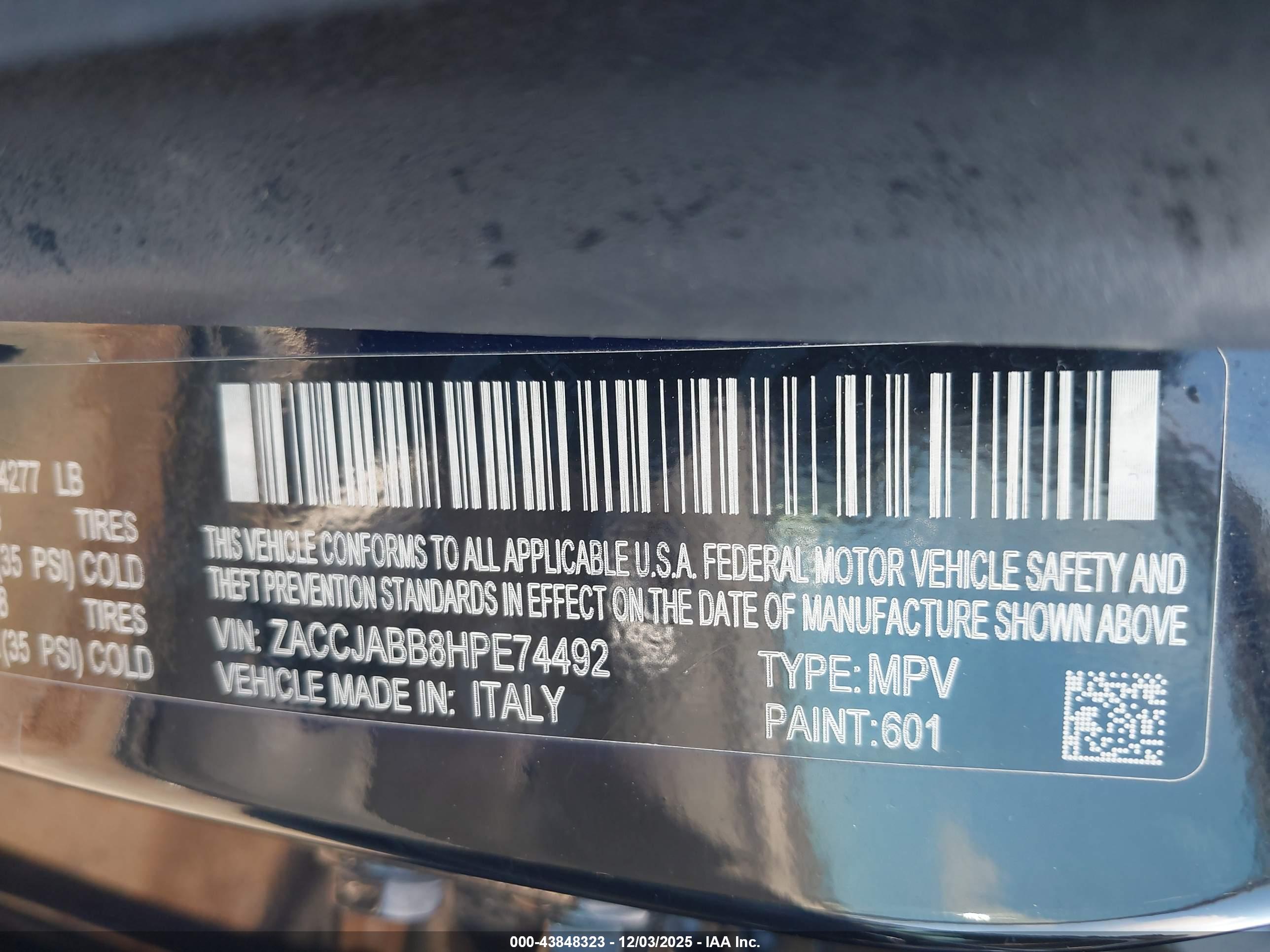 JEEP RENEGADE image 9