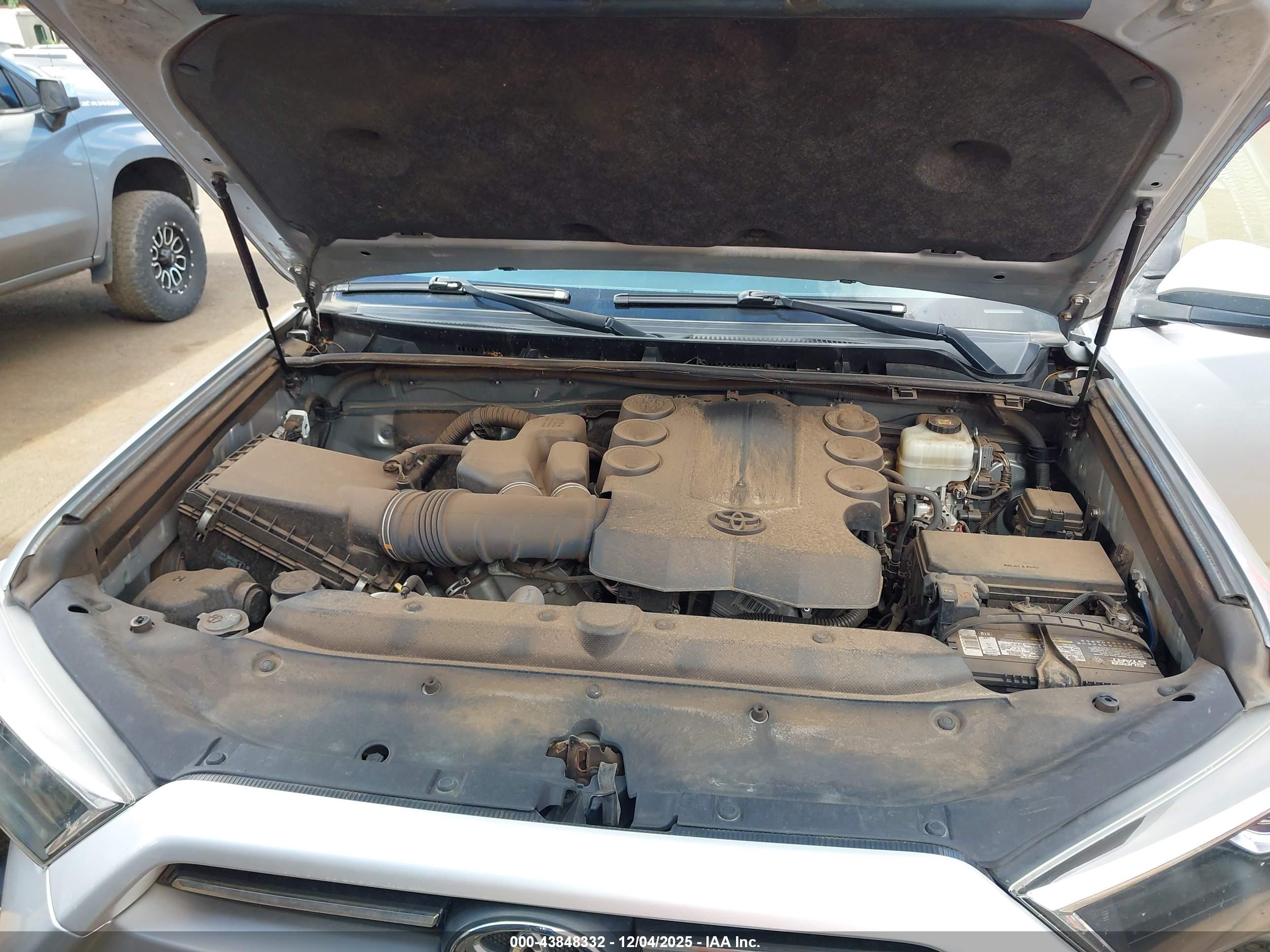 TOYOTA 4RUNNER image 10