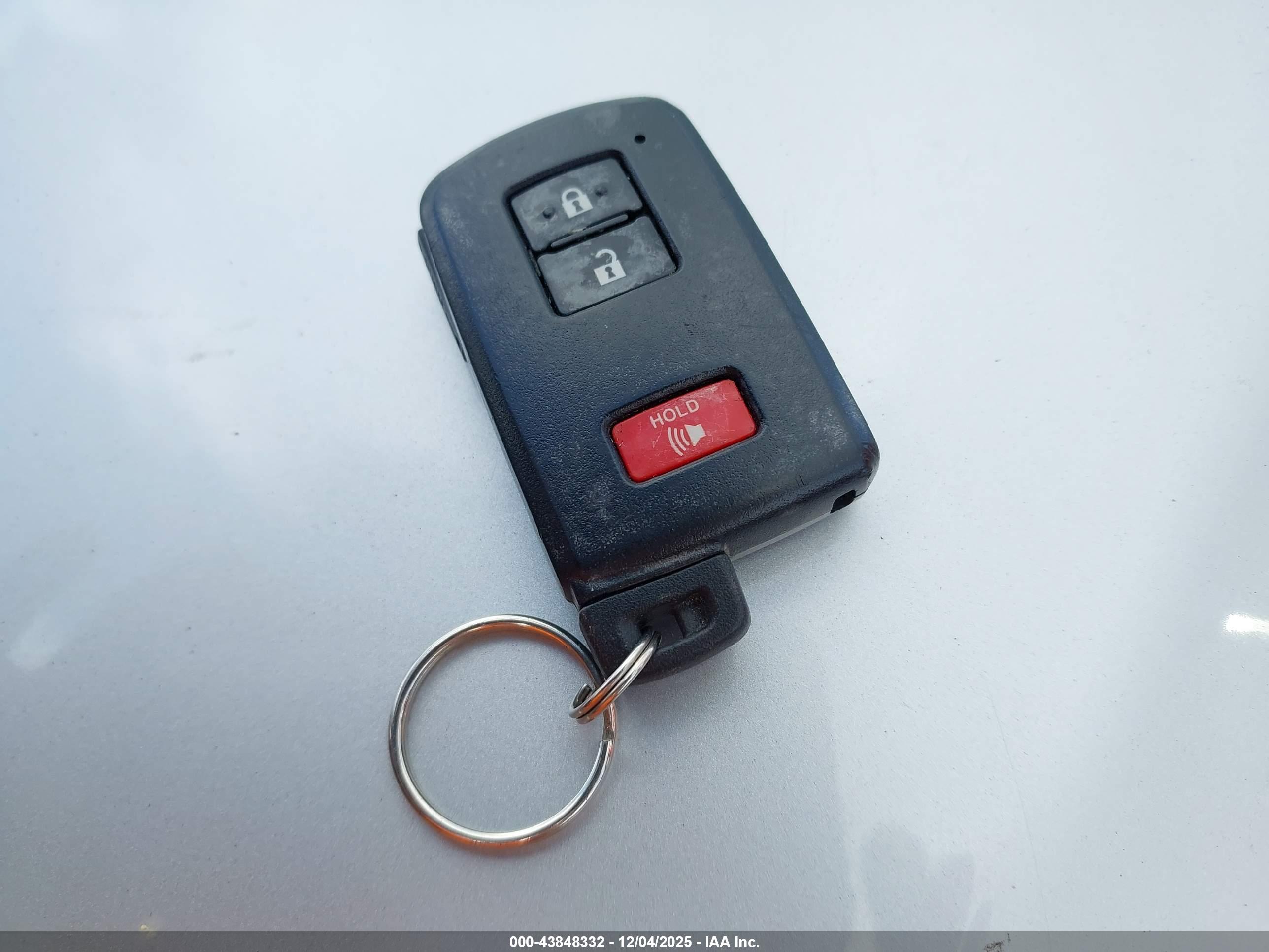 TOYOTA 4RUNNER image 11