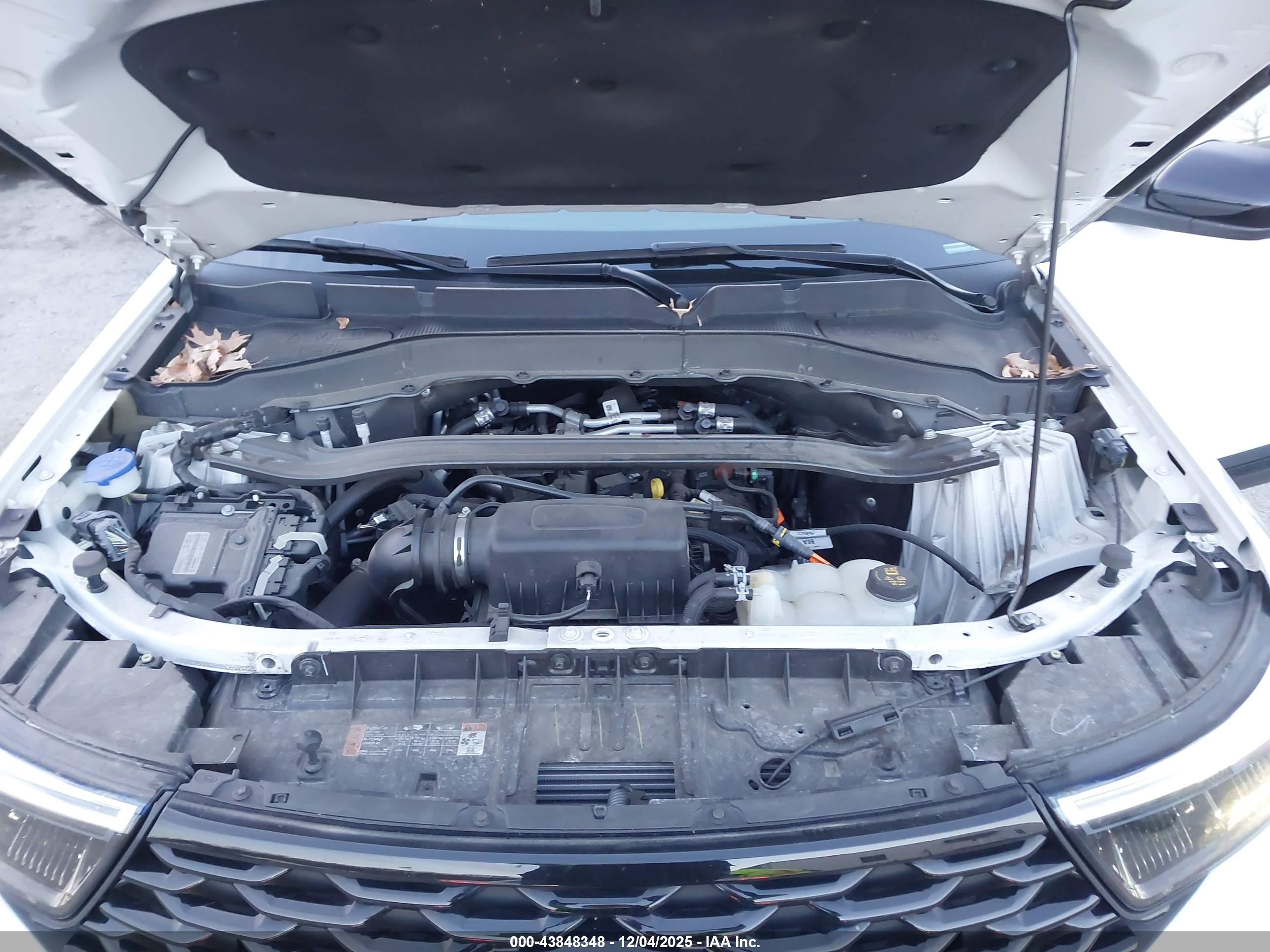 FORD EXPLORER image 10