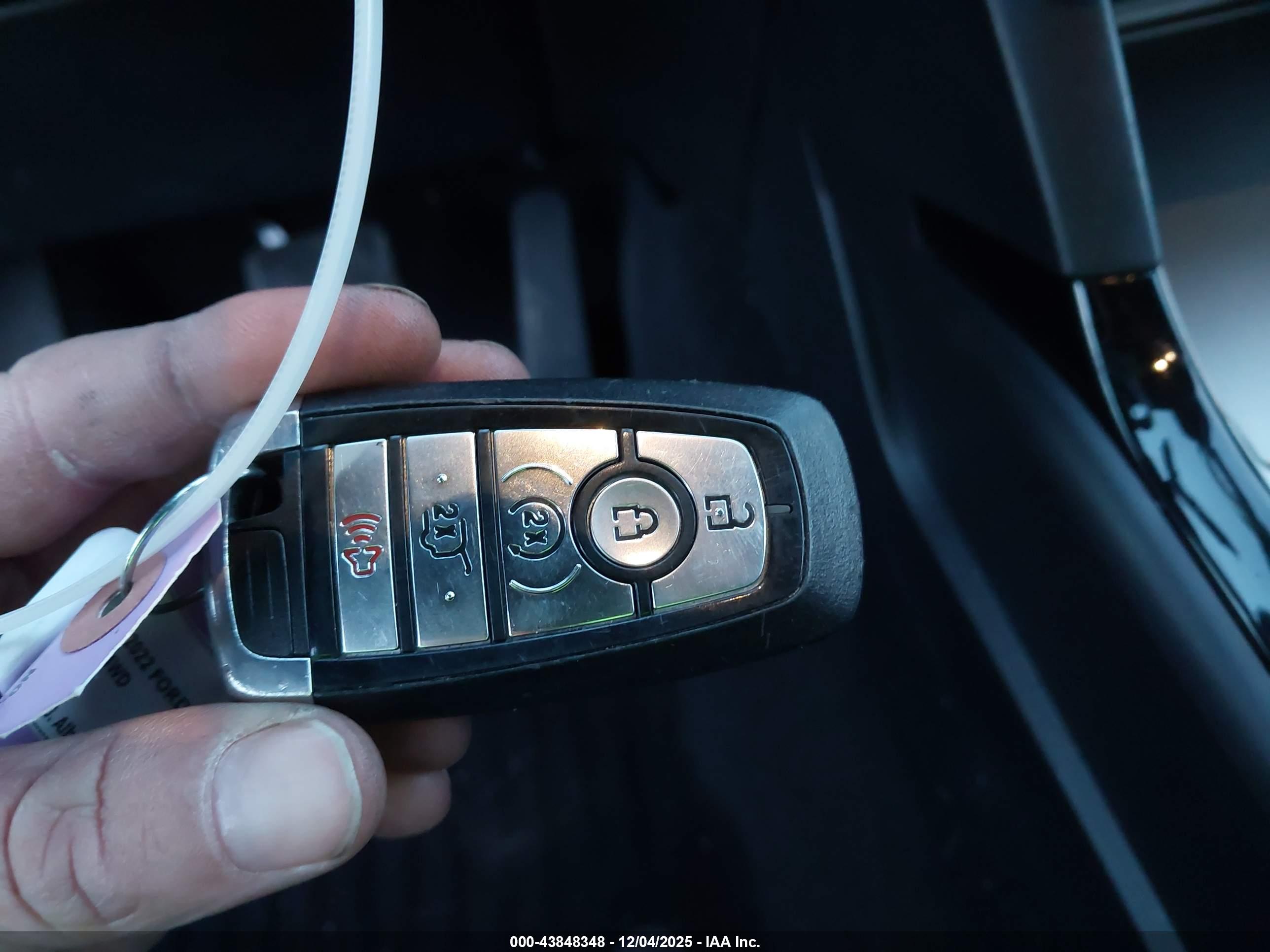 FORD EXPLORER image 11