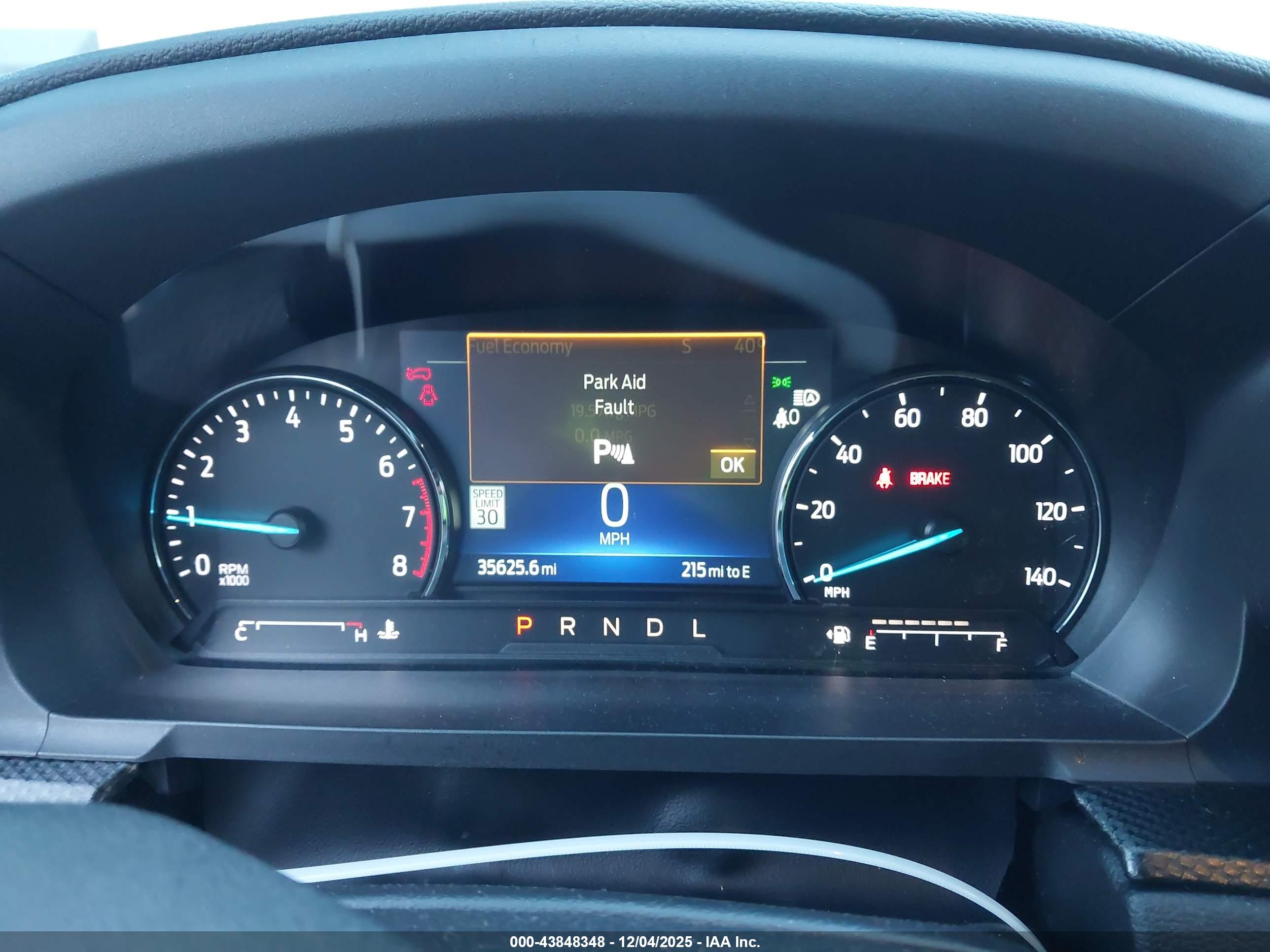 FORD EXPLORER image 7