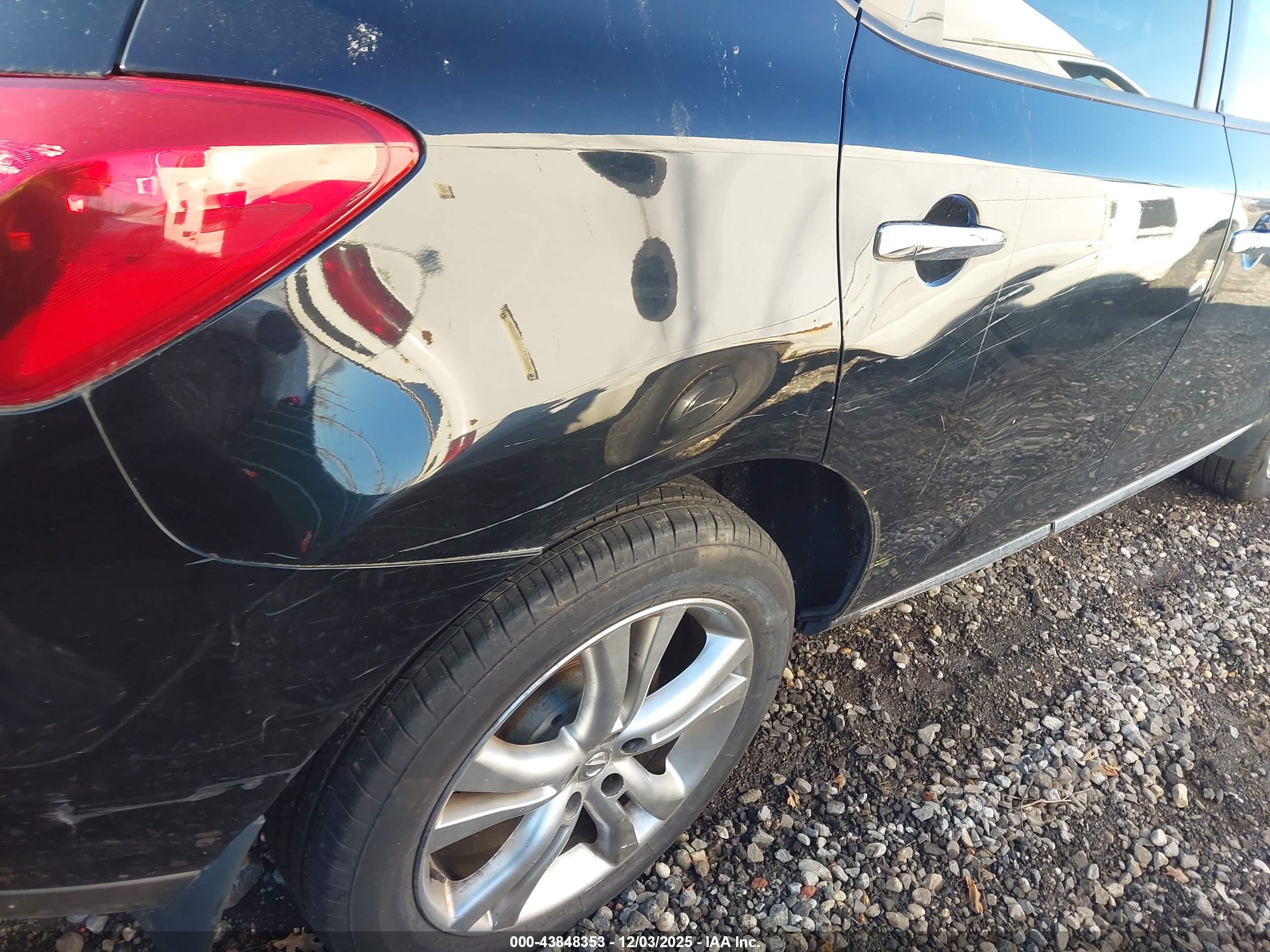 NISSAN MURANO image 6