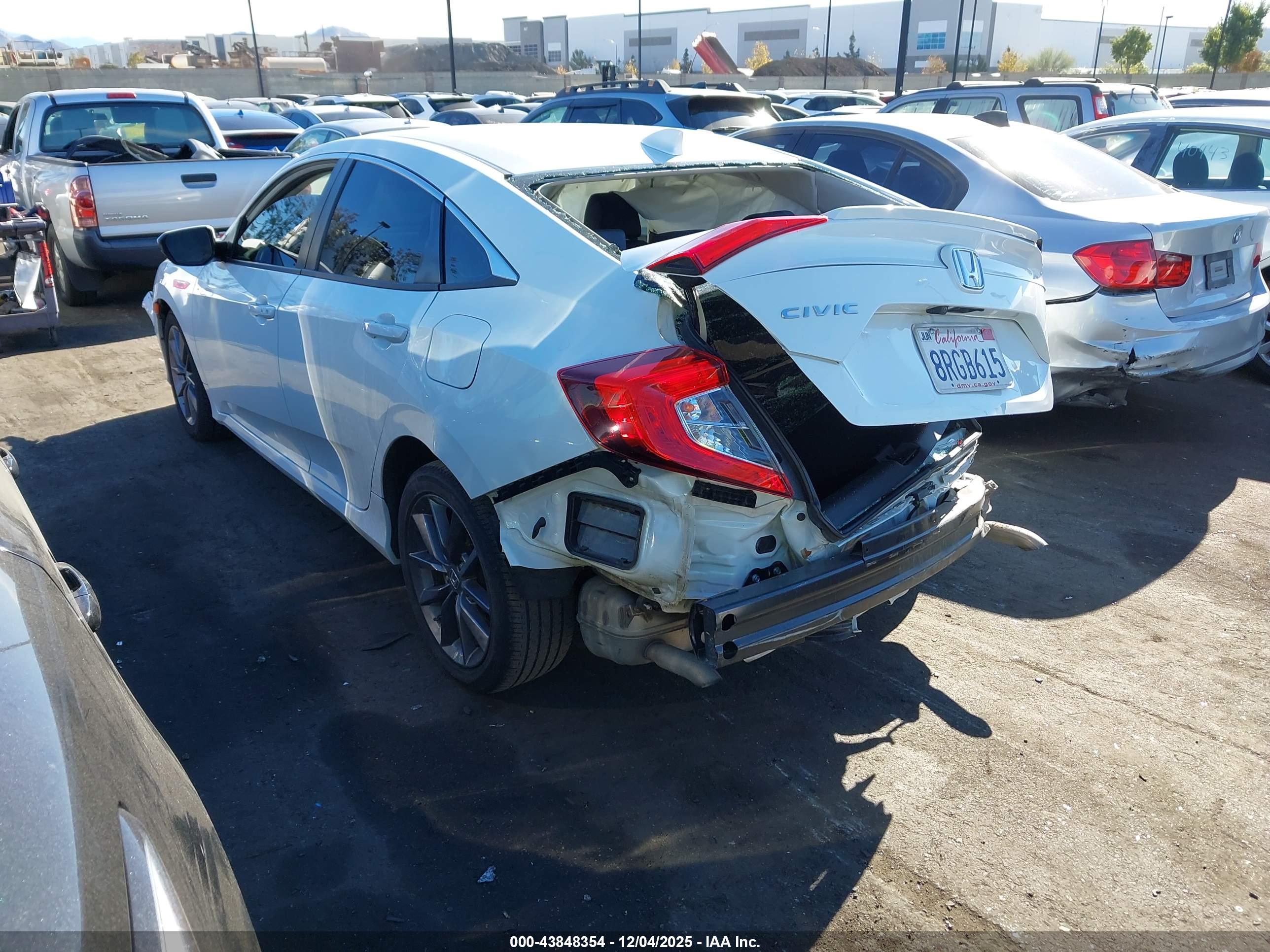 HONDA CIVIC image 3
