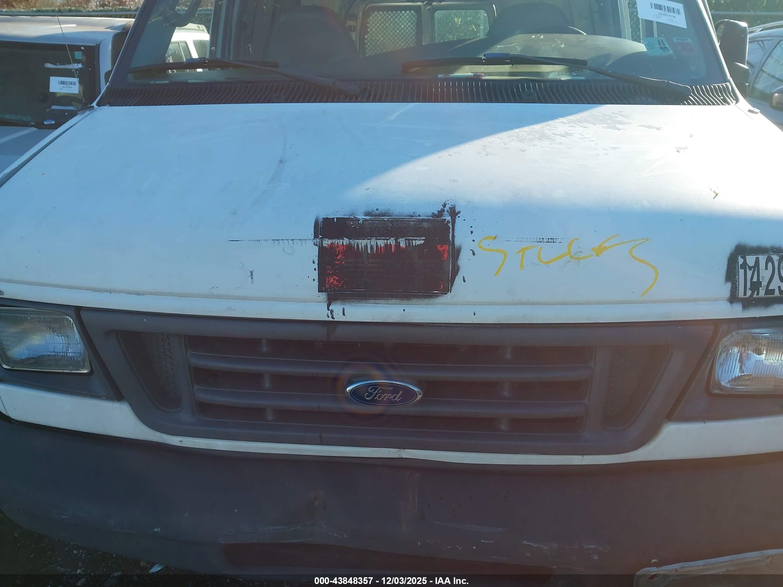 FORD E-350 image 10