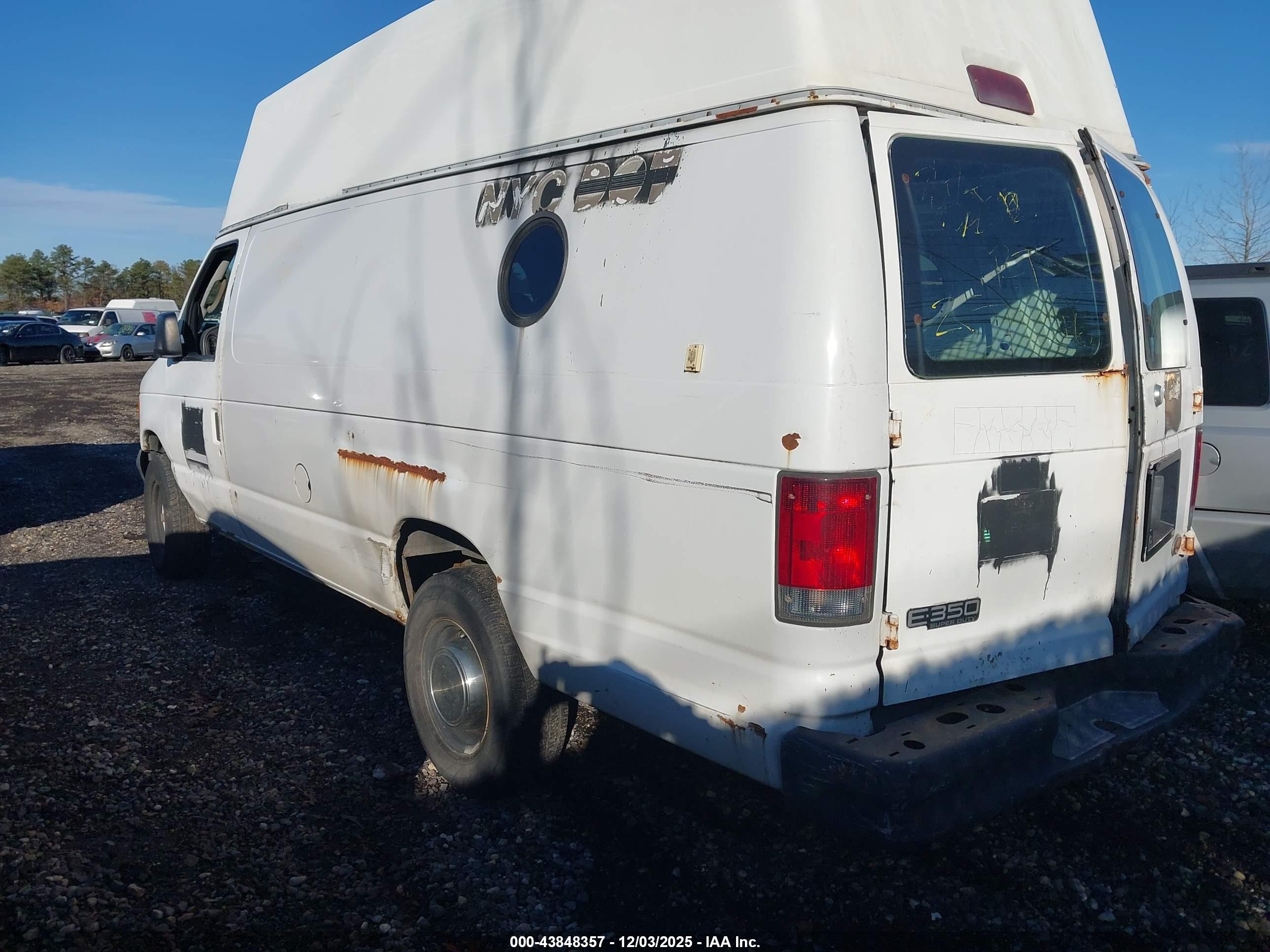 FORD E-350 image 3
