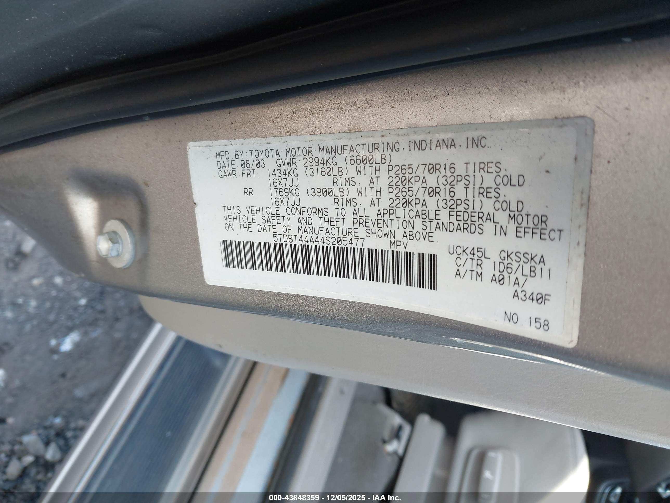 TOYOTA SEQUOIA image 9