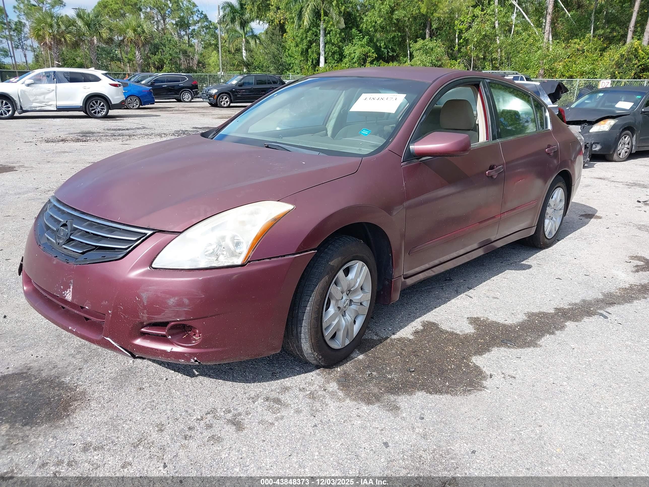 NISSAN ALTIMA image 2
