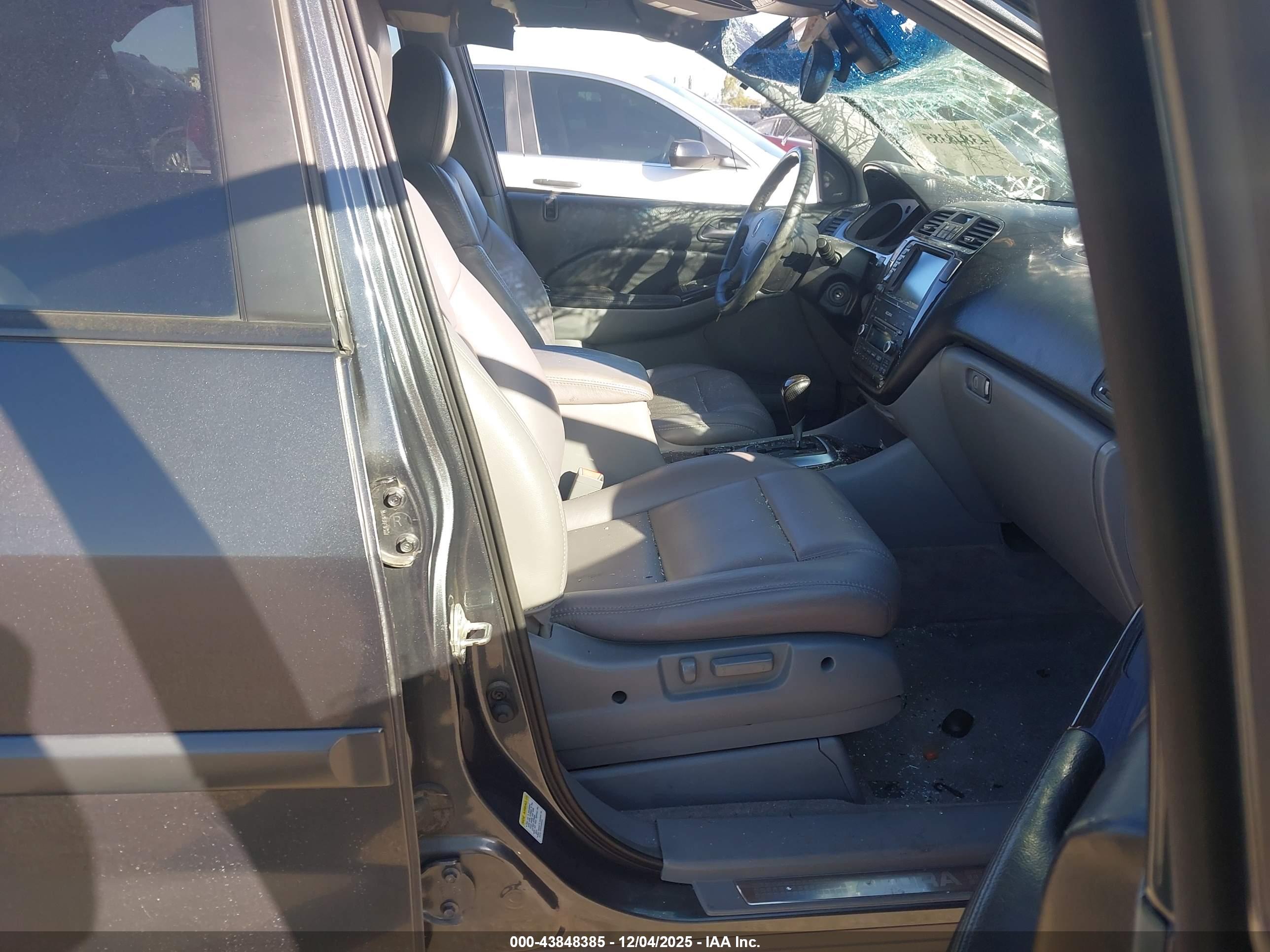 ACURA MDX image 5