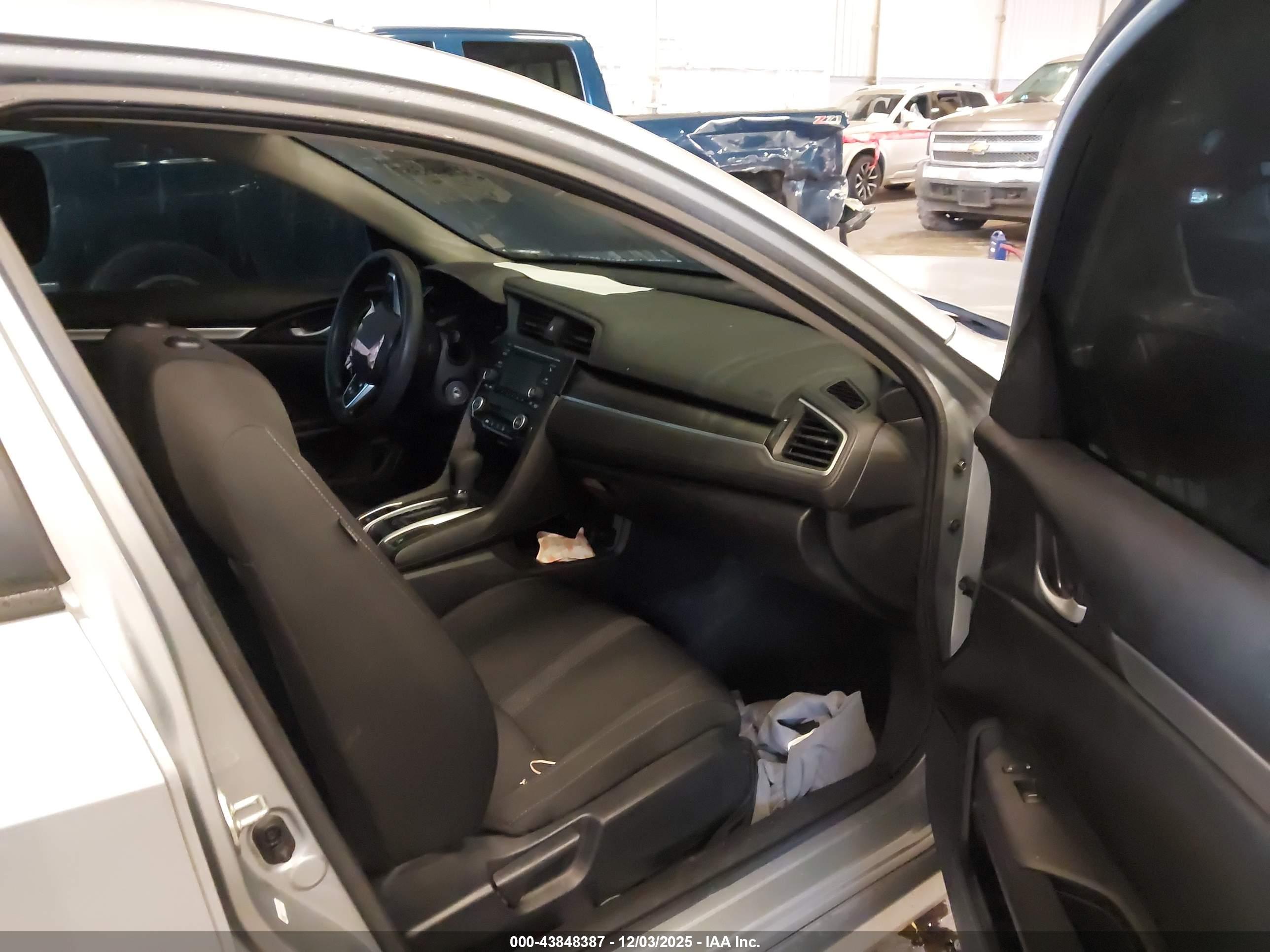 HONDA CIVIC image 5