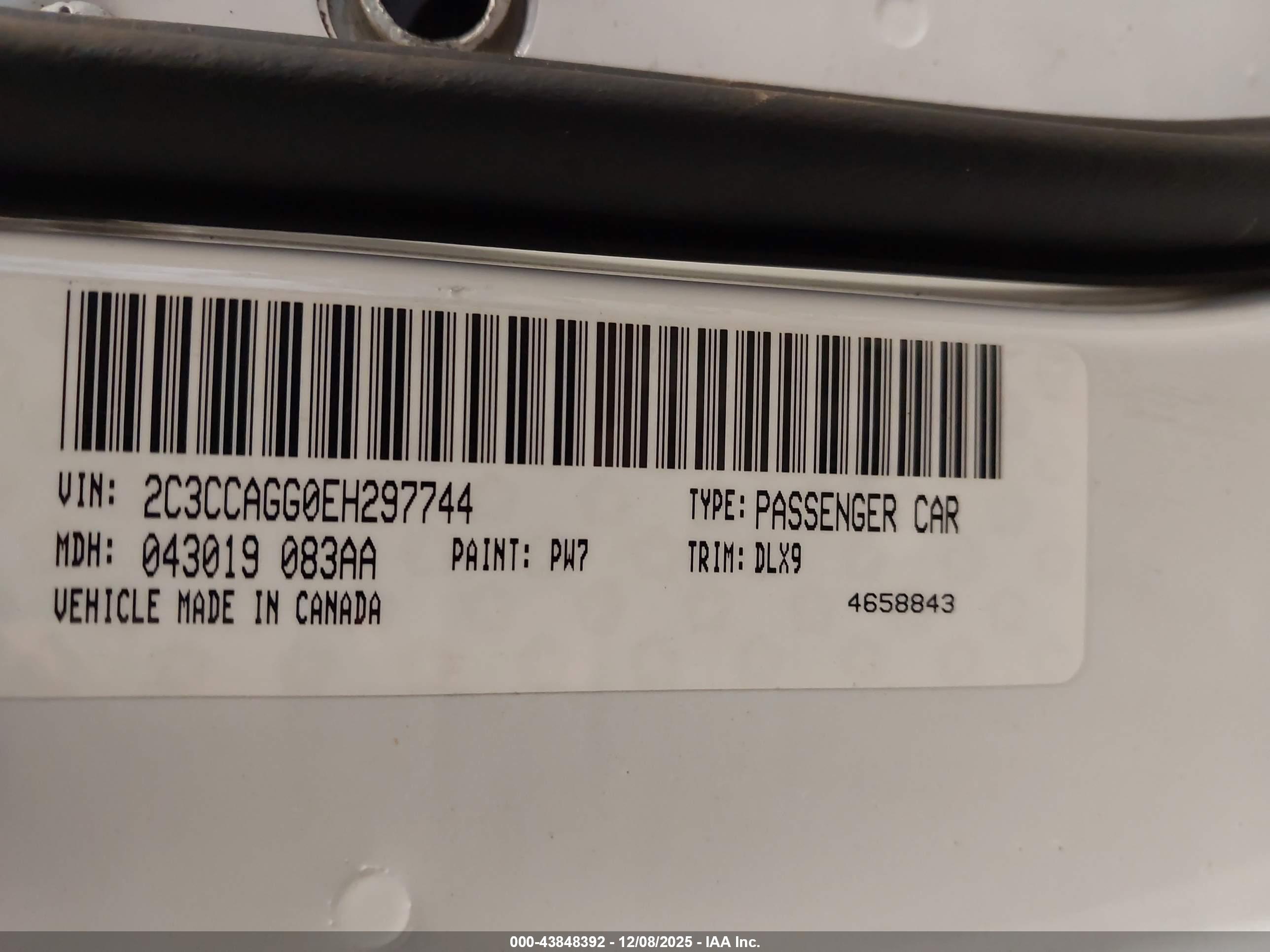 CHRYSLER 300 image 9