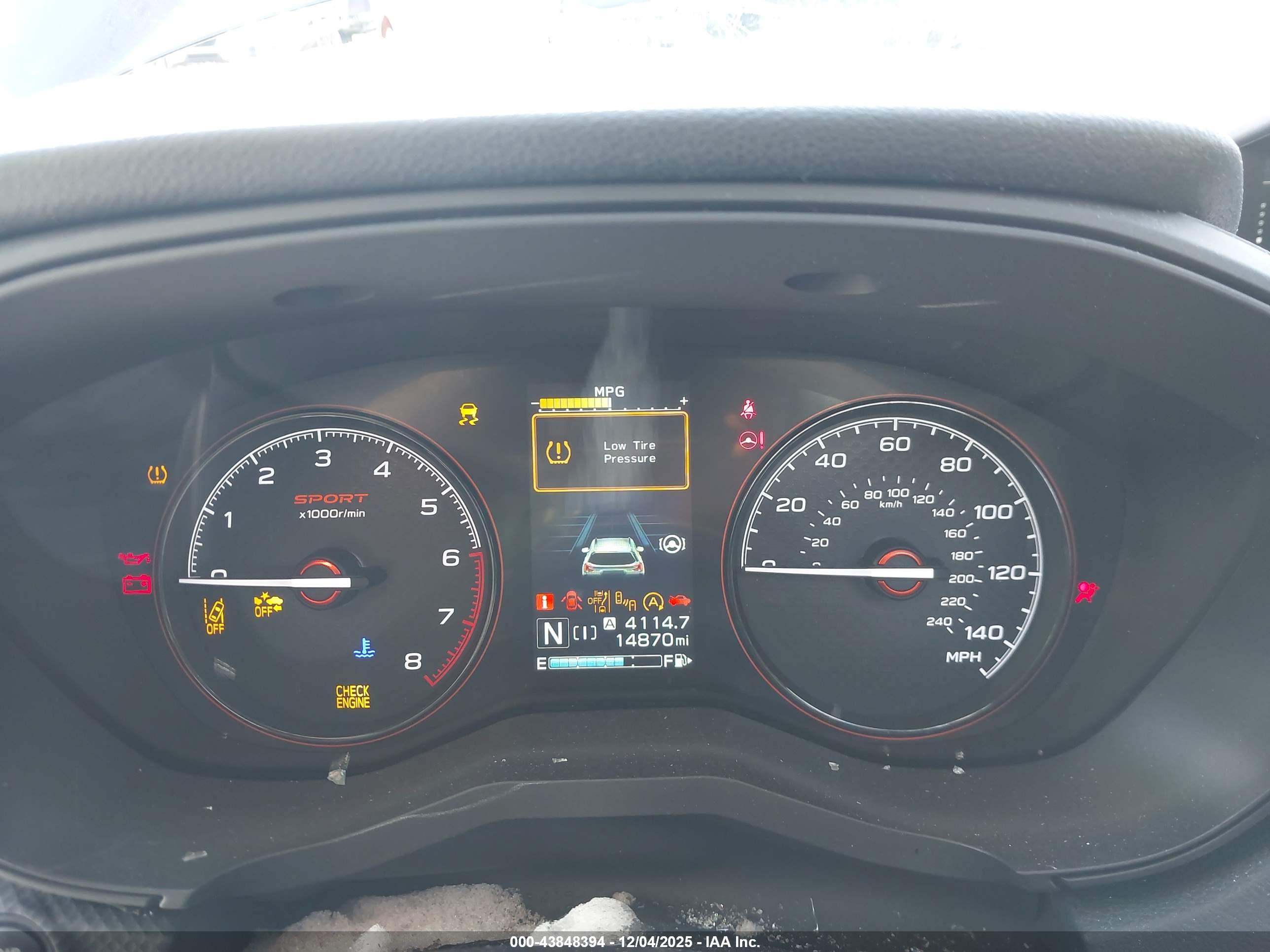 SUBARU FORESTER image 7