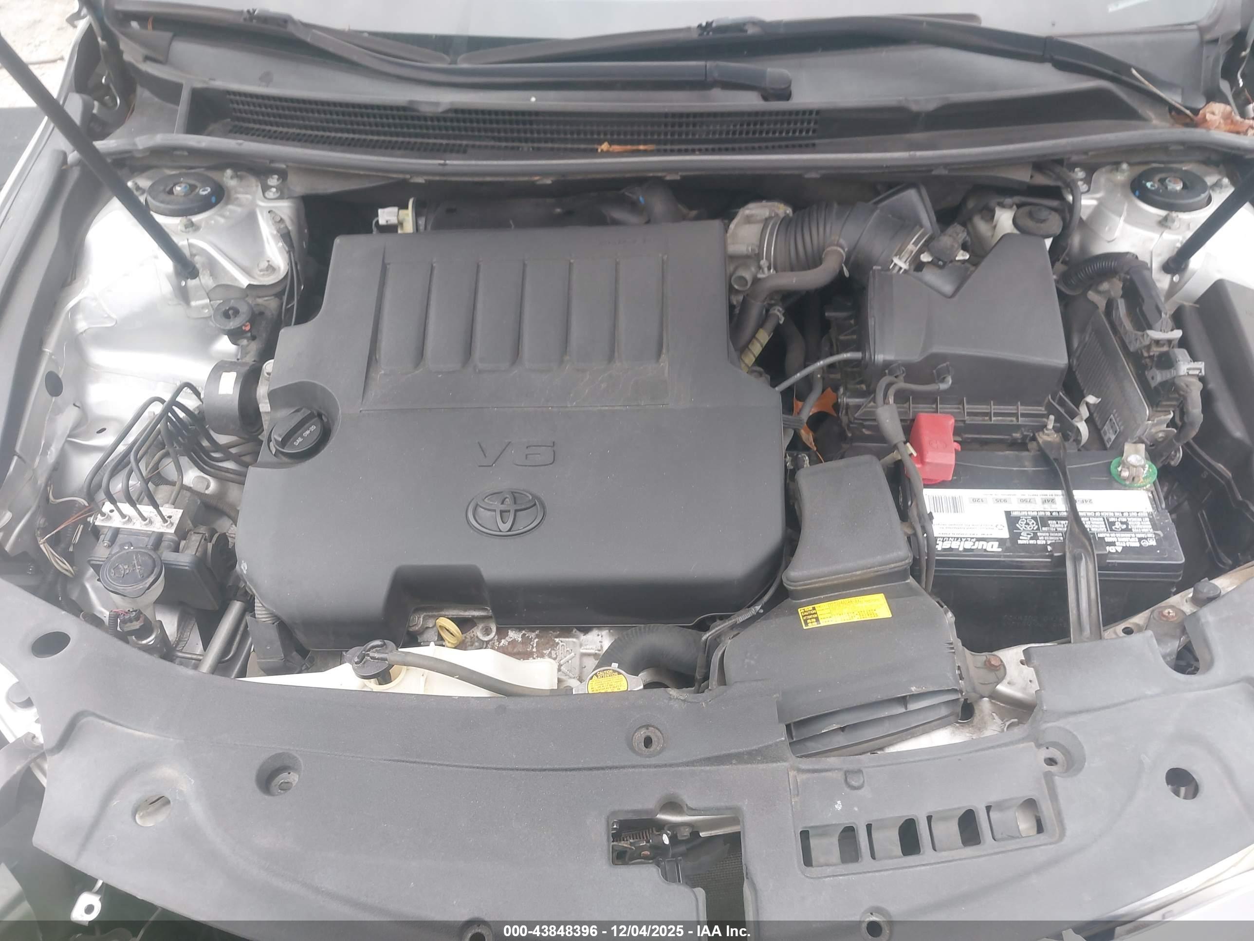 TOYOTA AVALON image 10