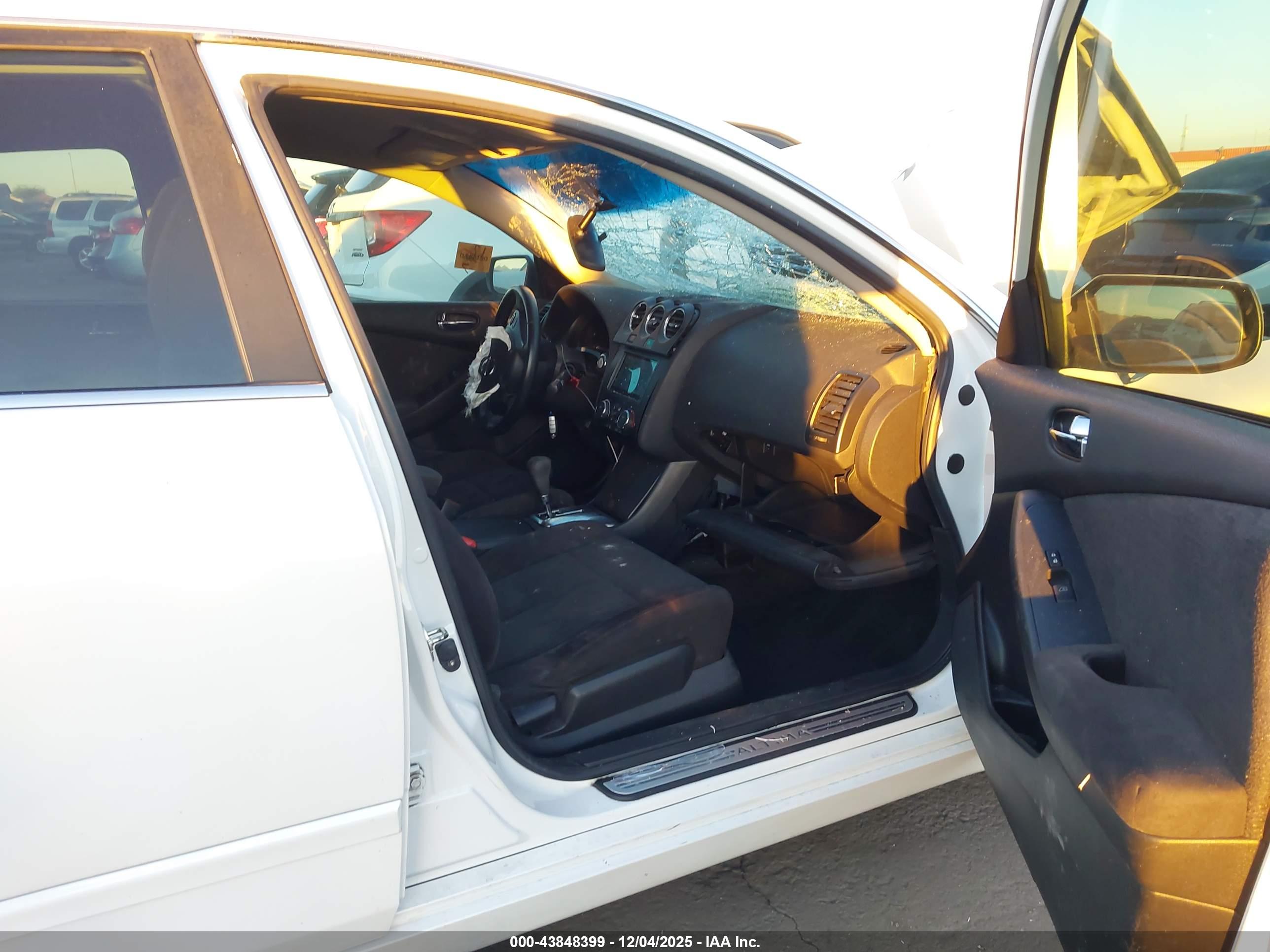 NISSAN ALTIMA image 5