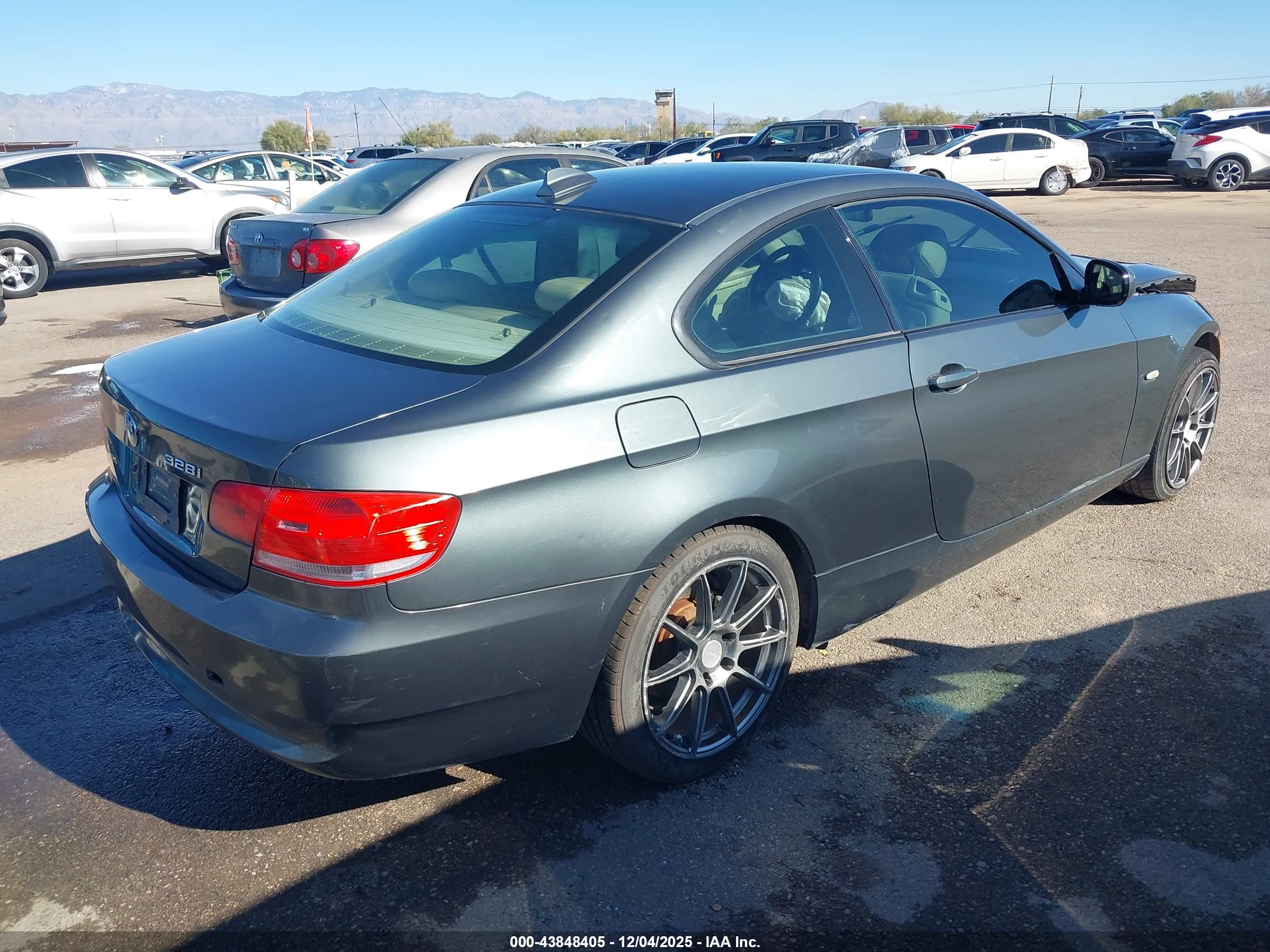 BMW 328I image 4