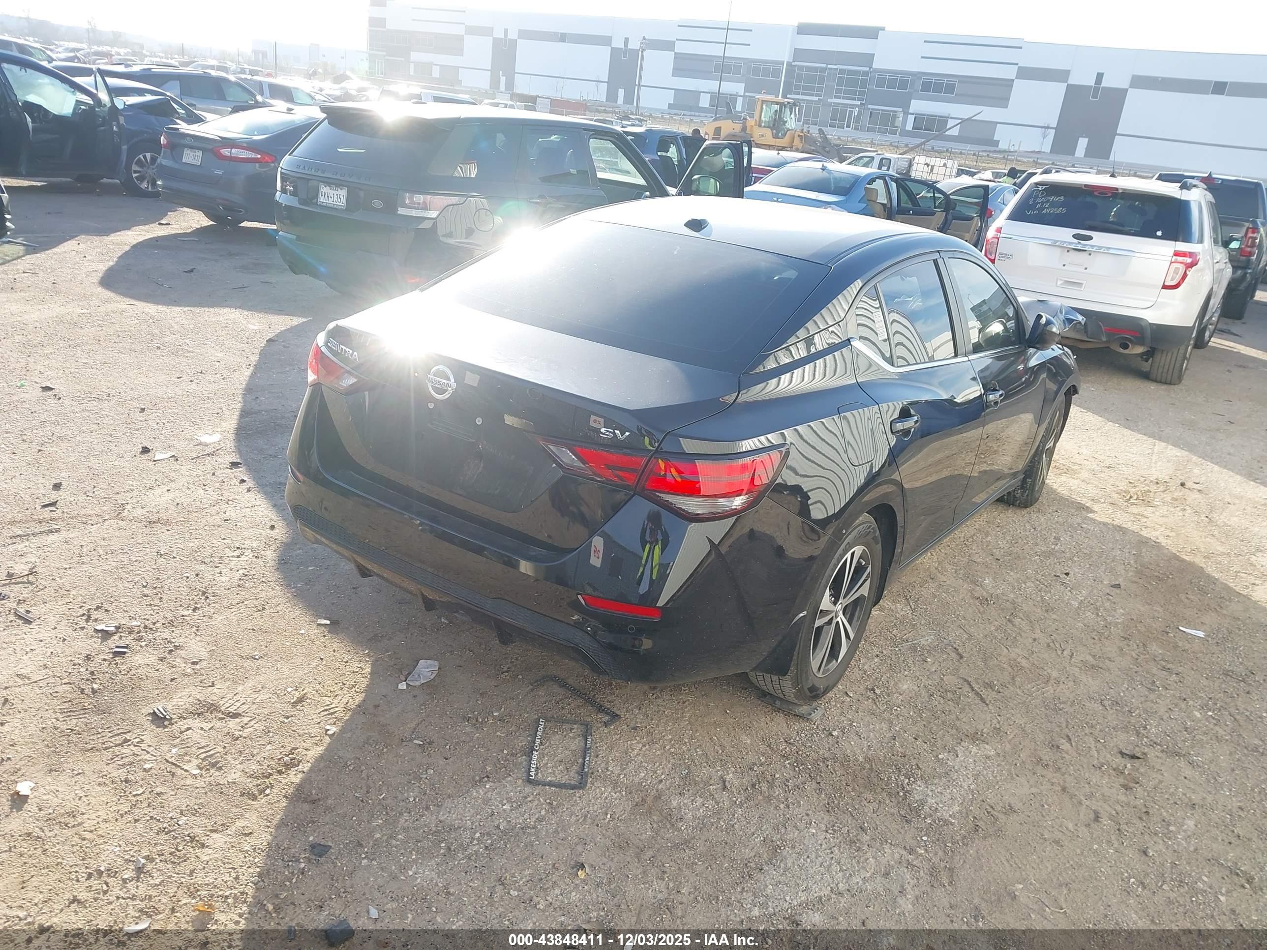 NISSAN SENTRA image 4