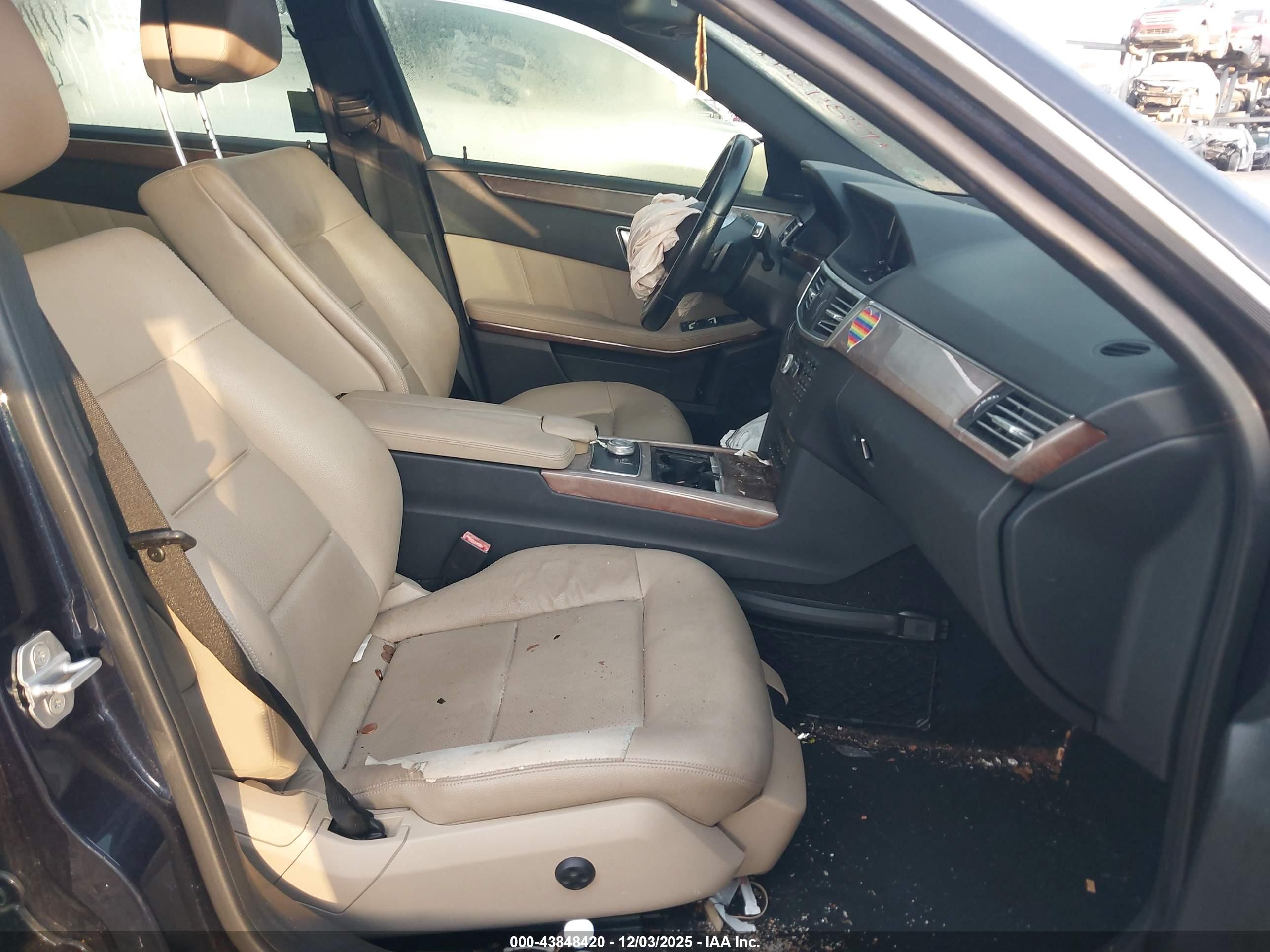 MERCEDES-BENZ E image 5