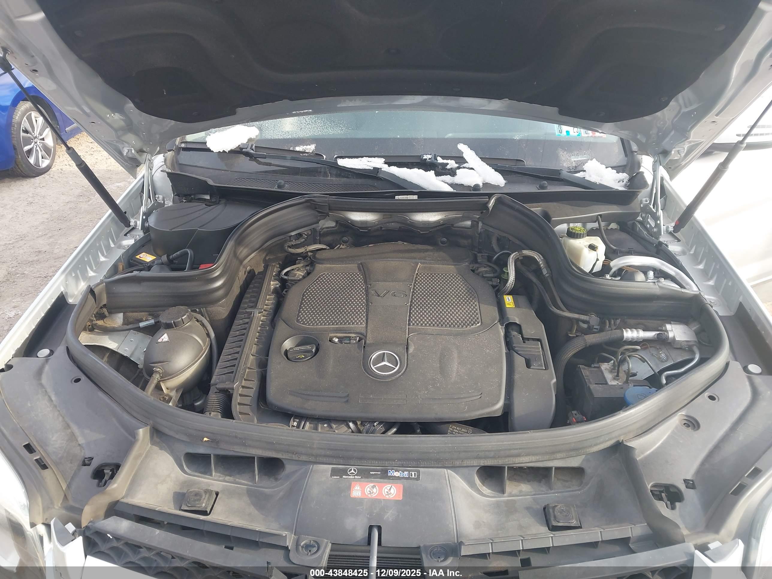 MERCEDES-BENZ GLK image 10