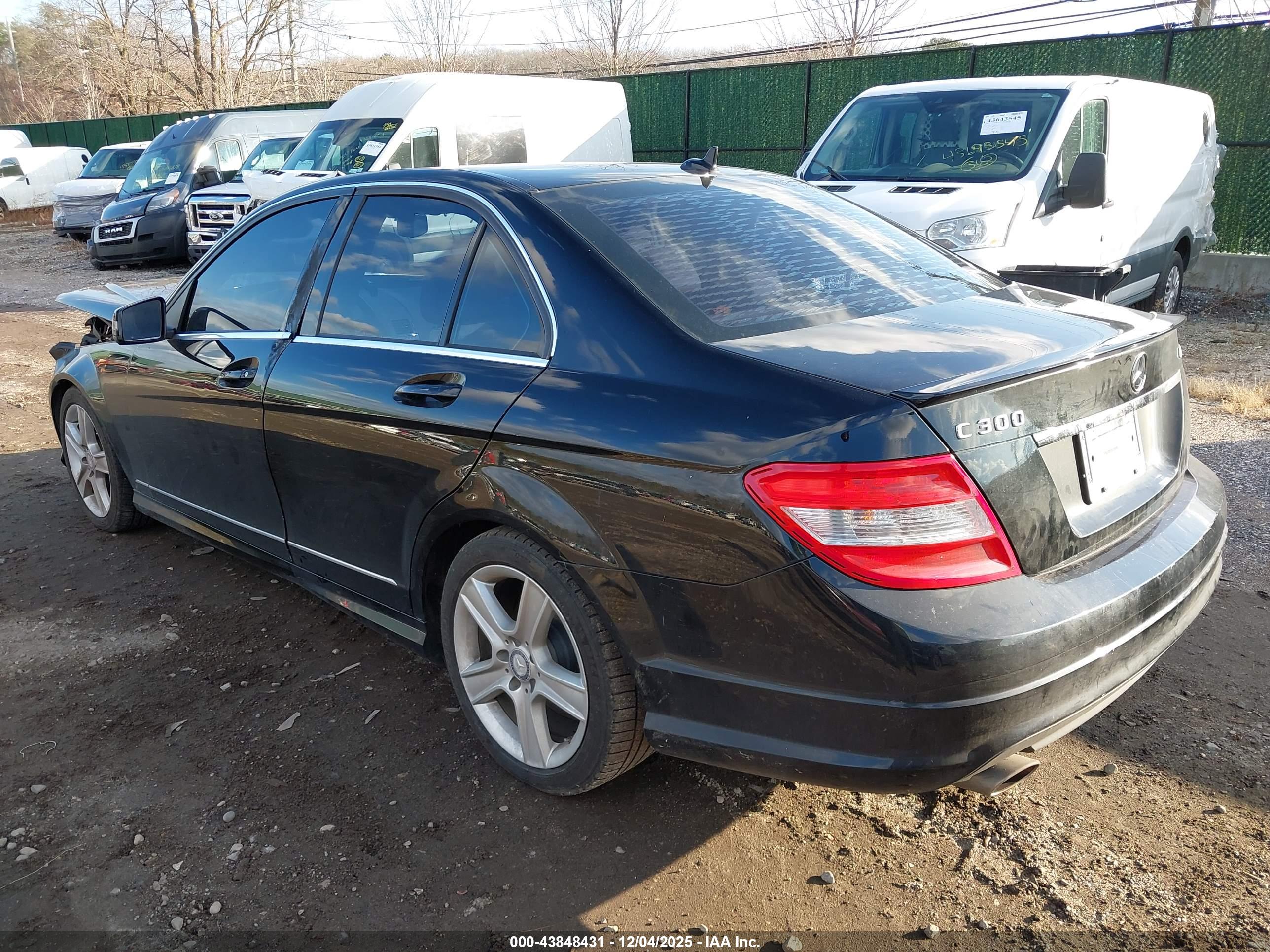 MERCEDES-BENZ C image 3