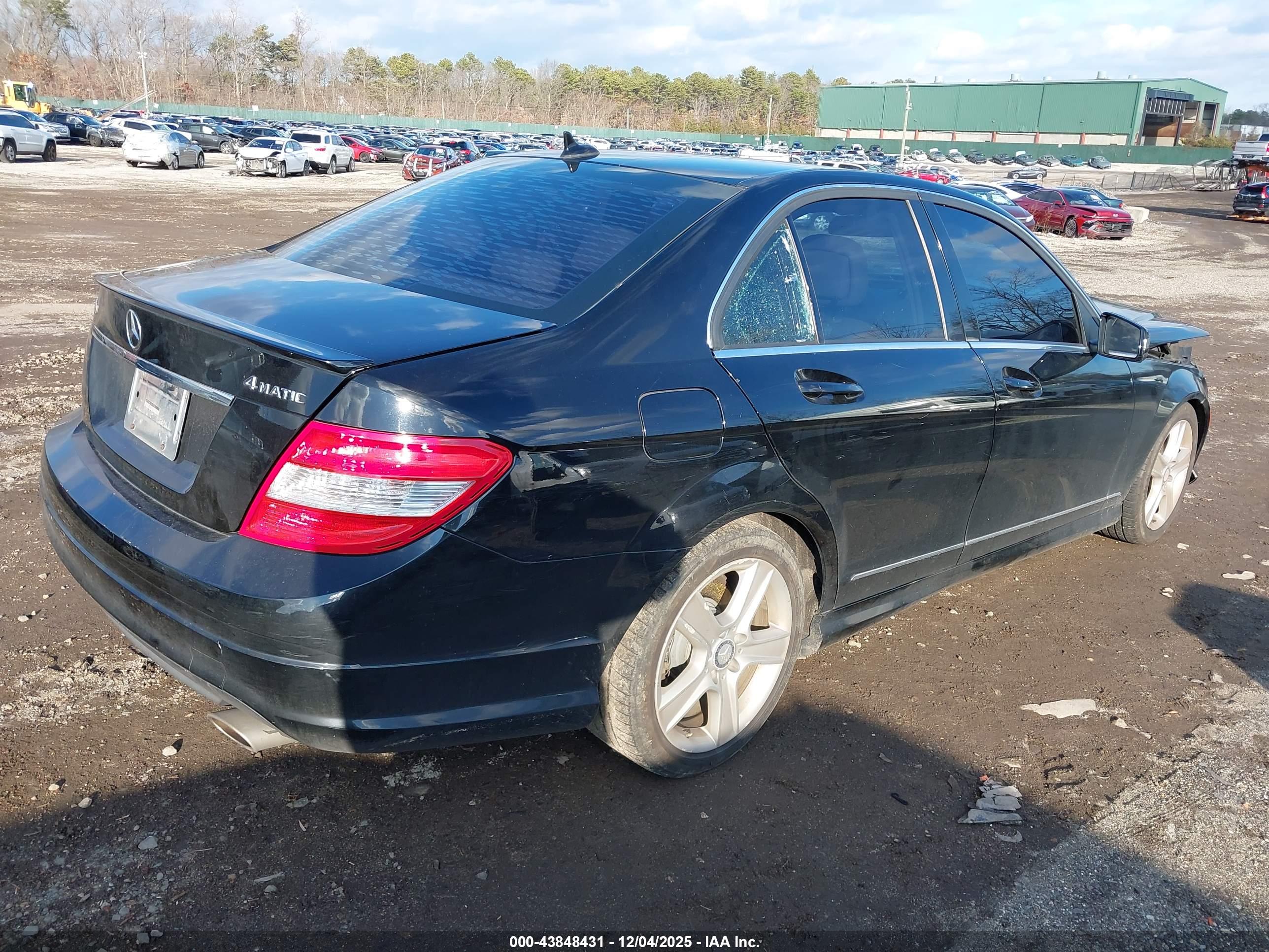 MERCEDES-BENZ C image 4