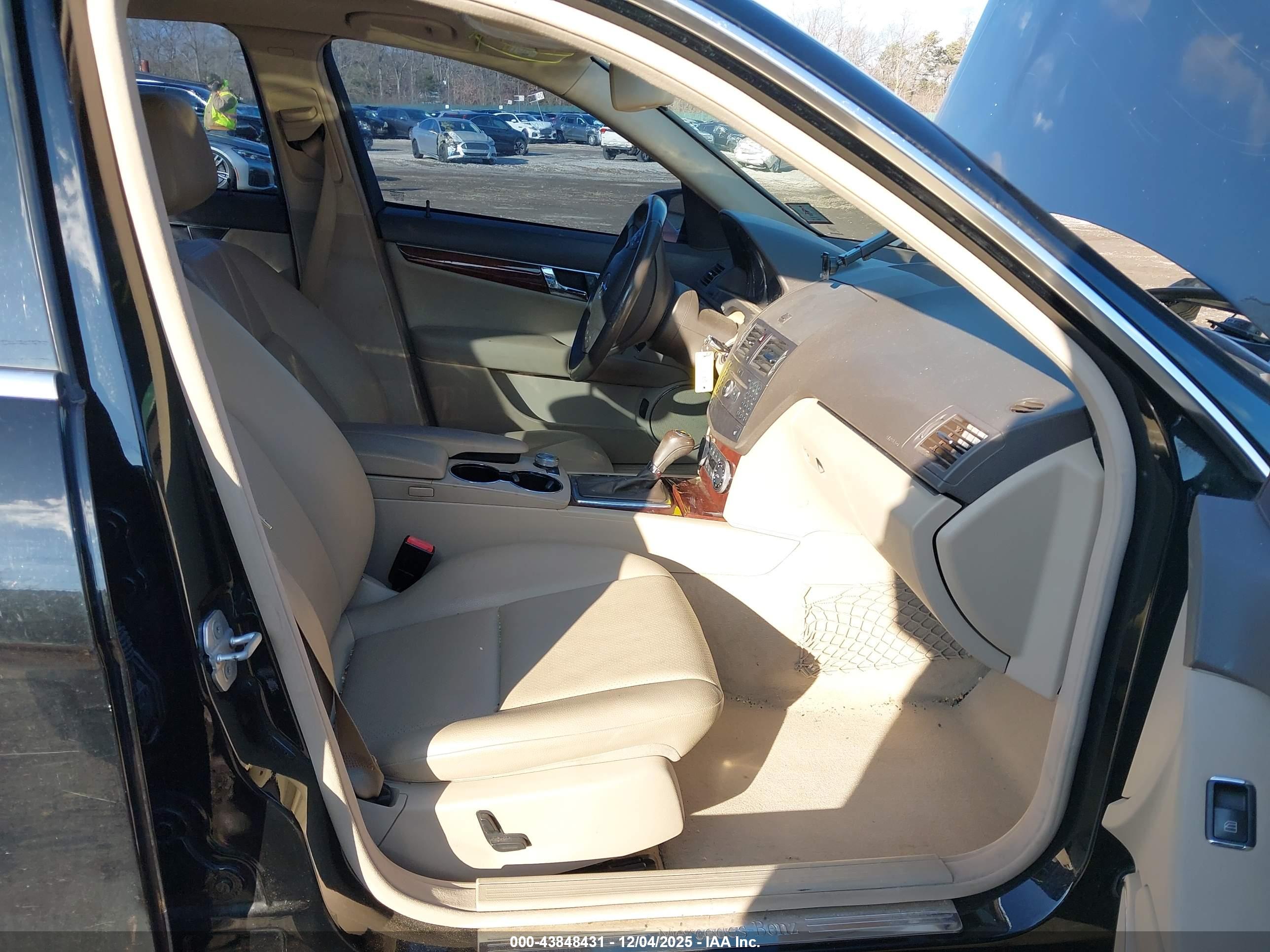 MERCEDES-BENZ C image 5