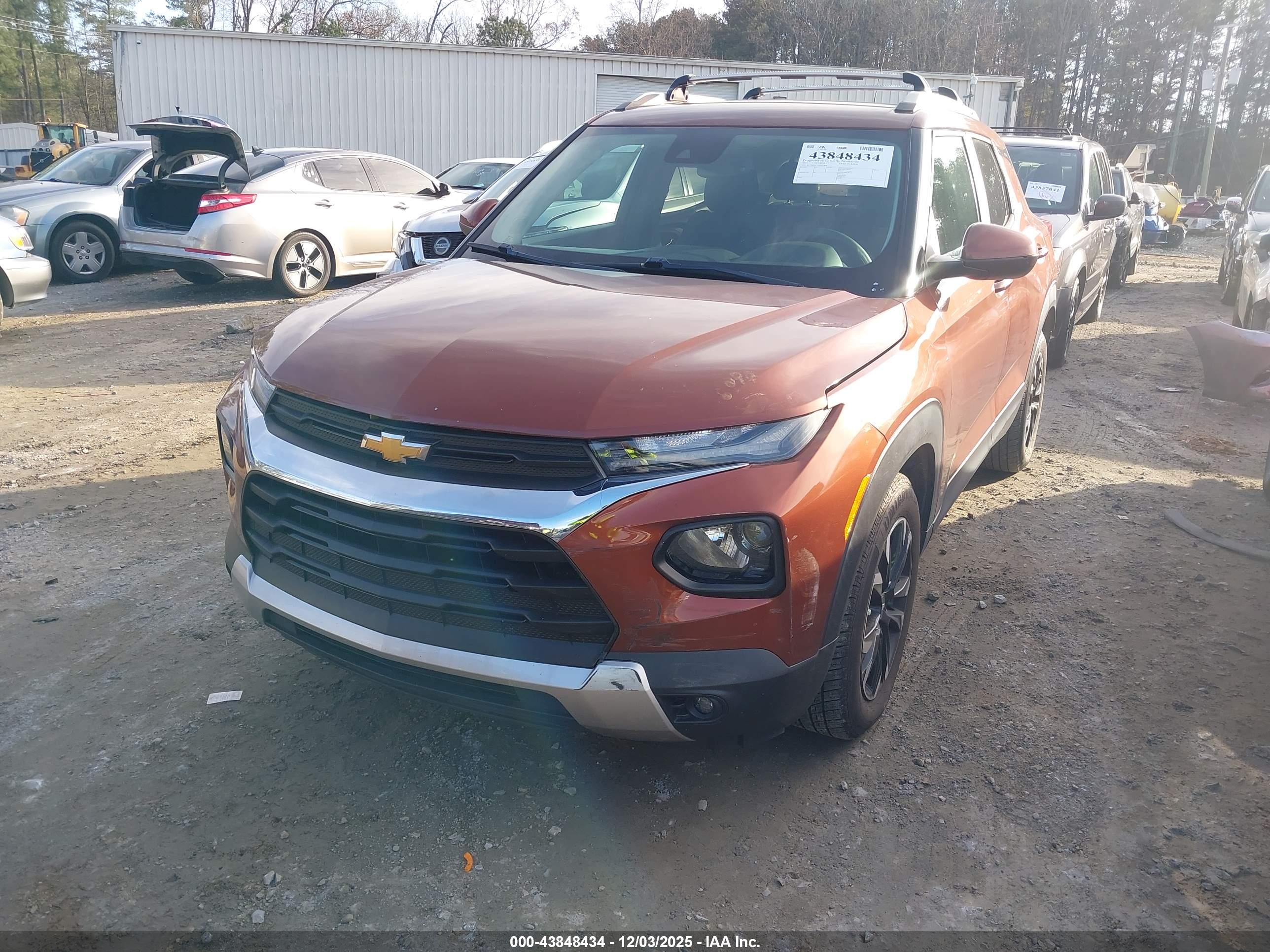 CHEVROLET TRAILBLAZER image 2