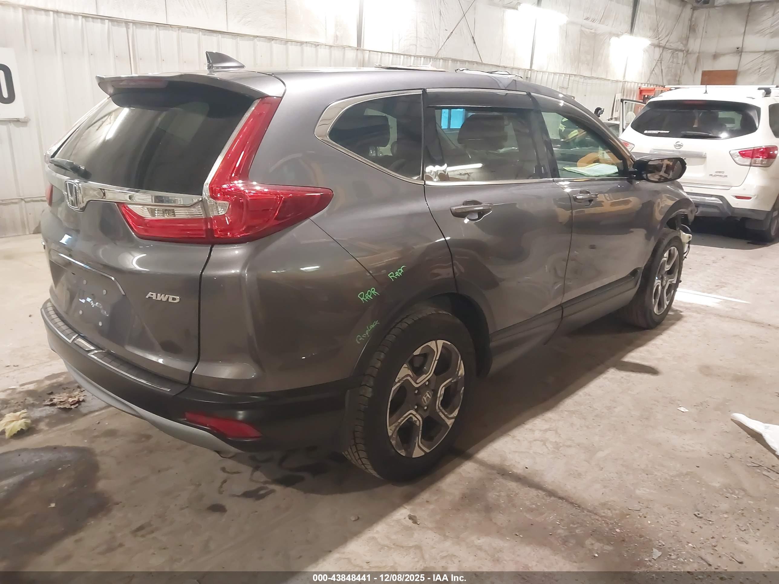 HONDA CR-V image 4
