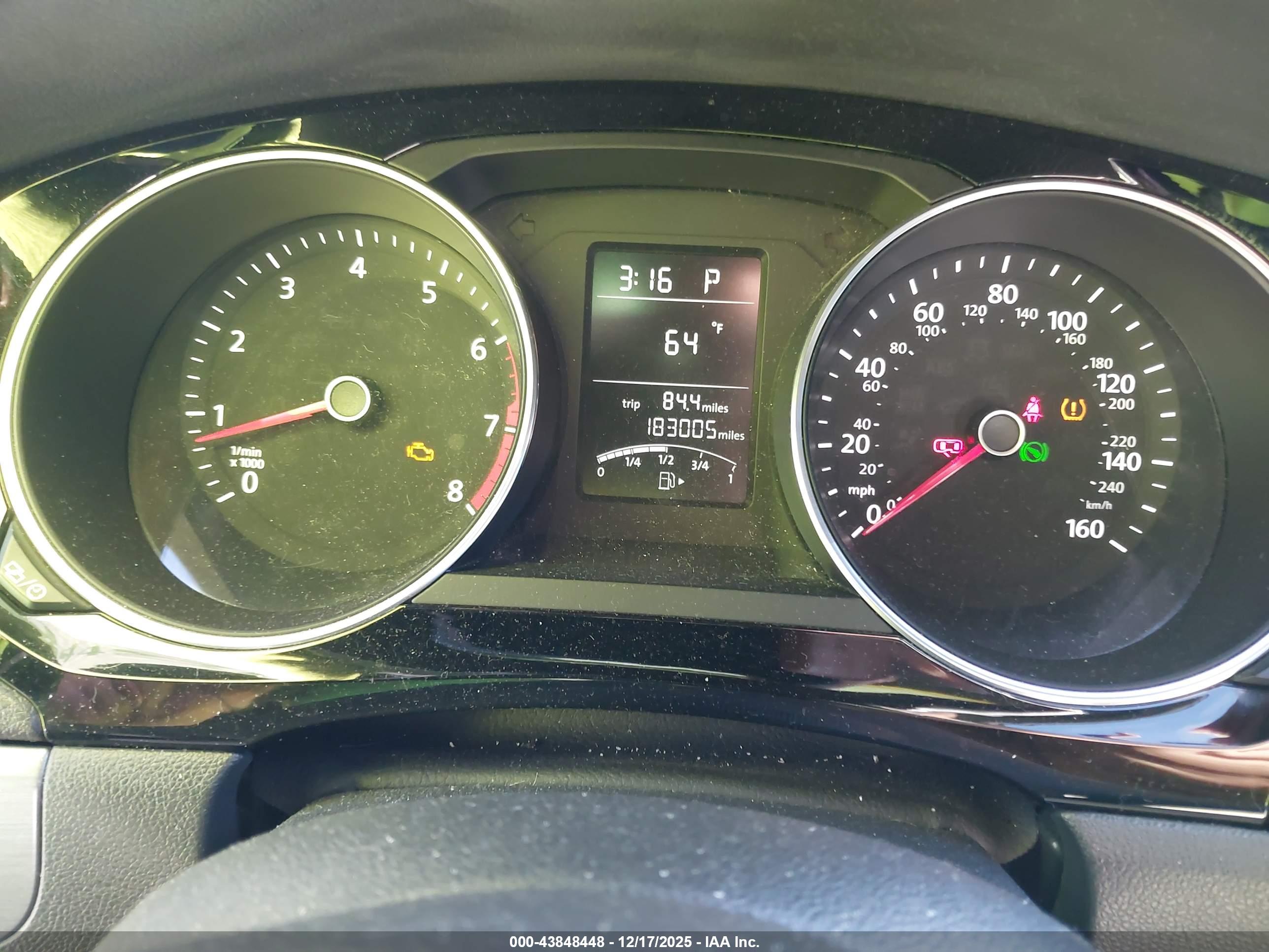 VOLKSWAGEN JETTA image 7