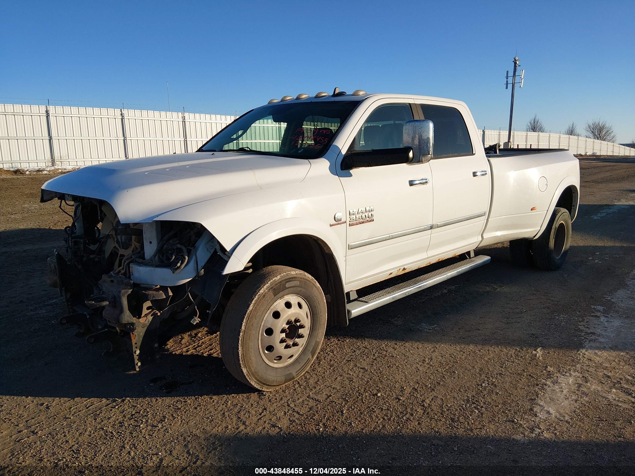 RAM 3500 image 2