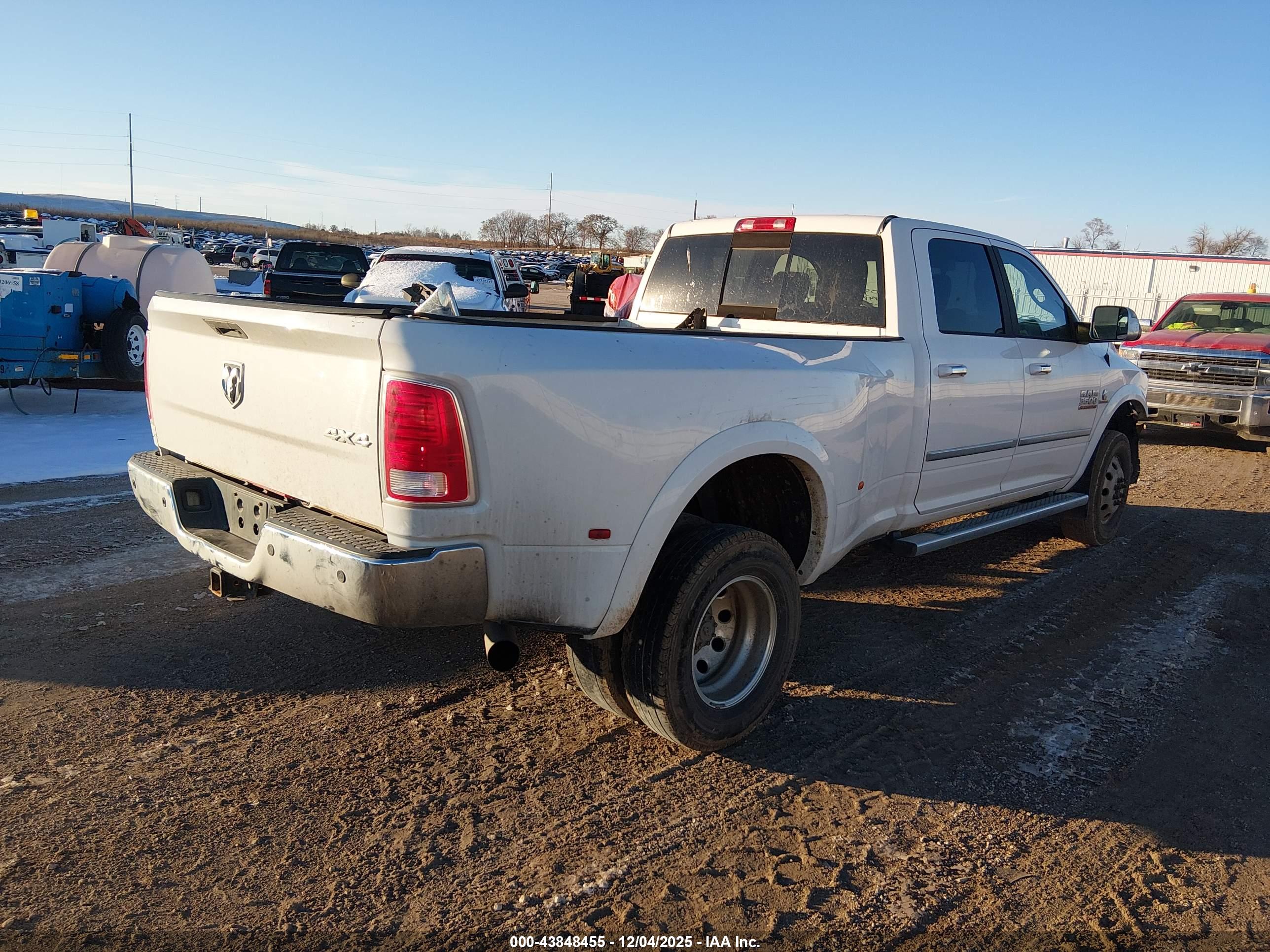 RAM 3500 image 4