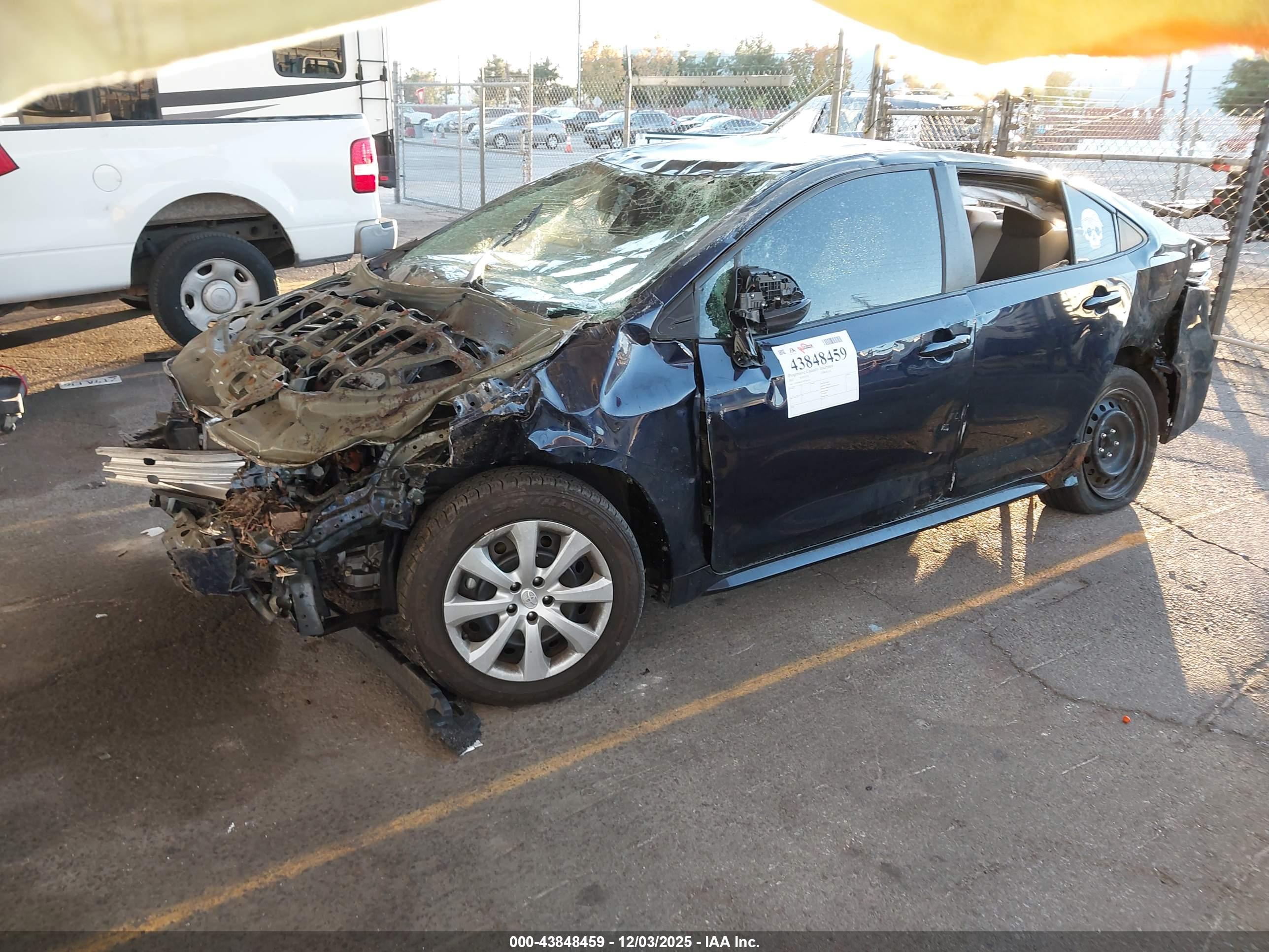 TOYOTA COROLLA image 2