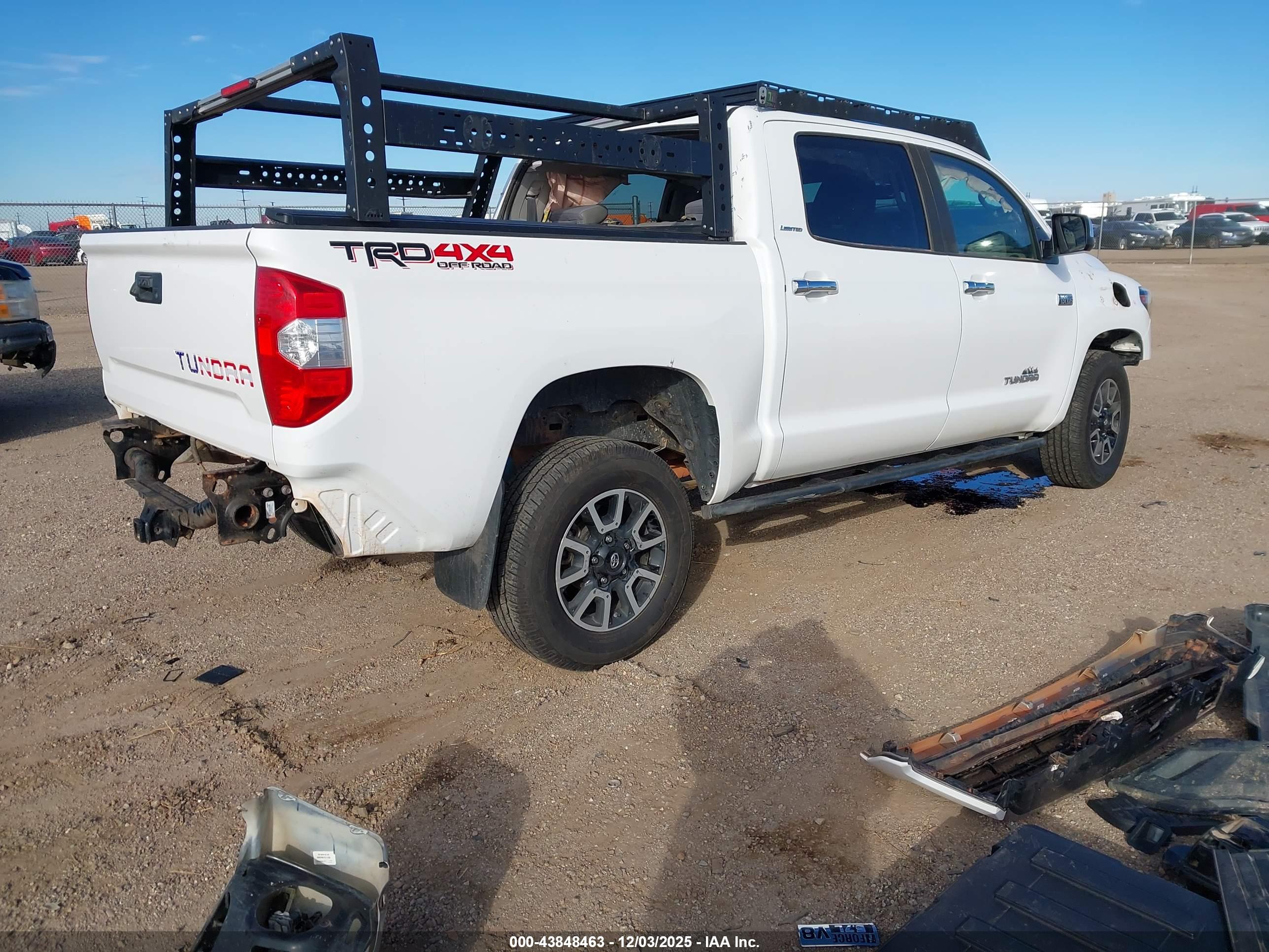 TOYOTA TUNDRA image 4