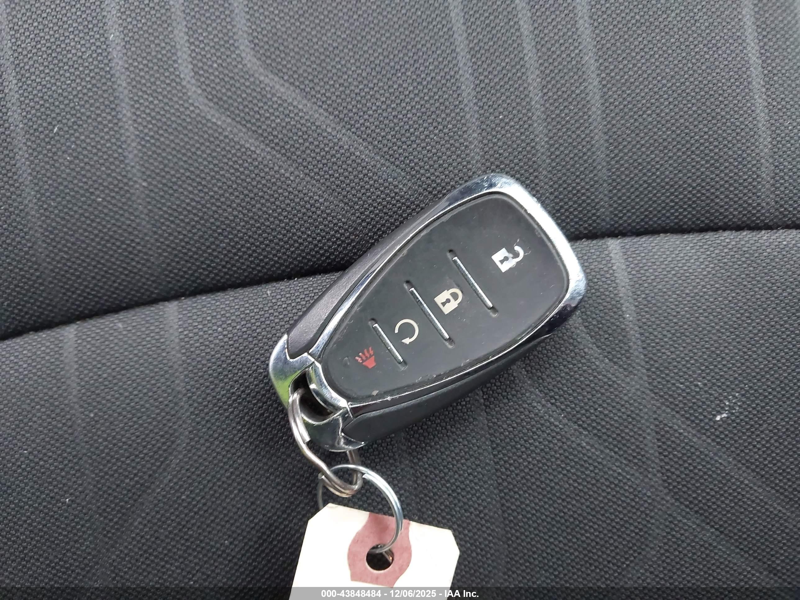 CHEVROLET TRAX image 11