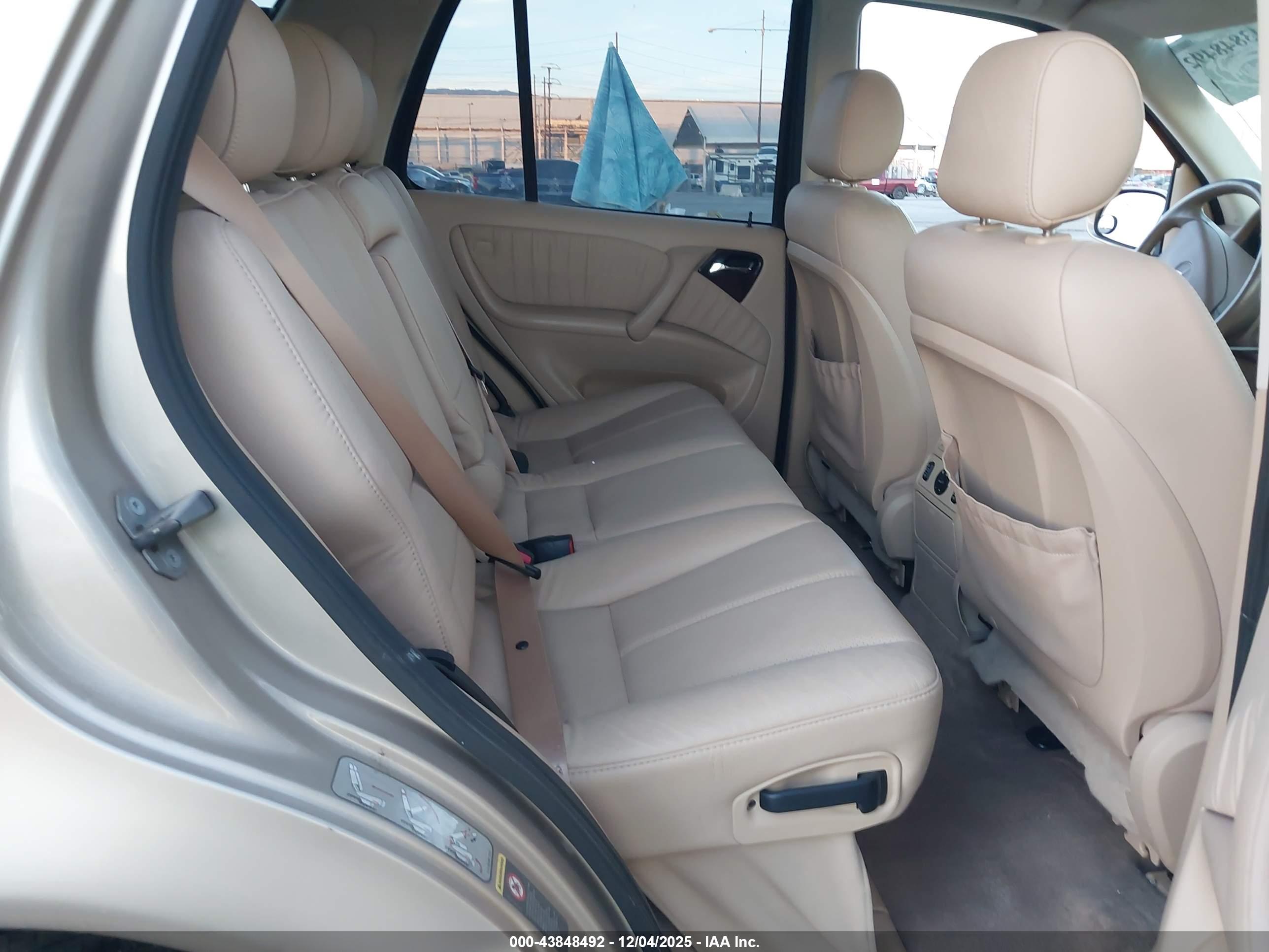 MERCEDES-BENZ ML image 8