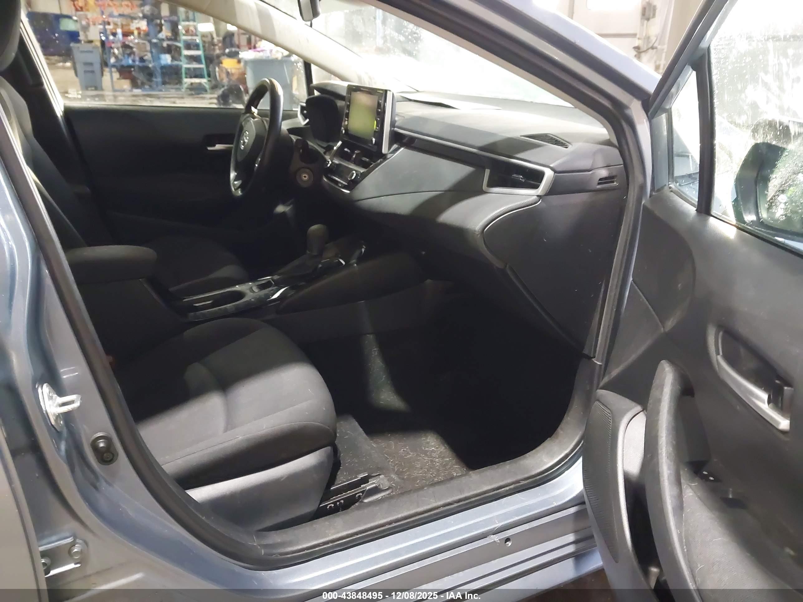 TOYOTA COROLLA image 5