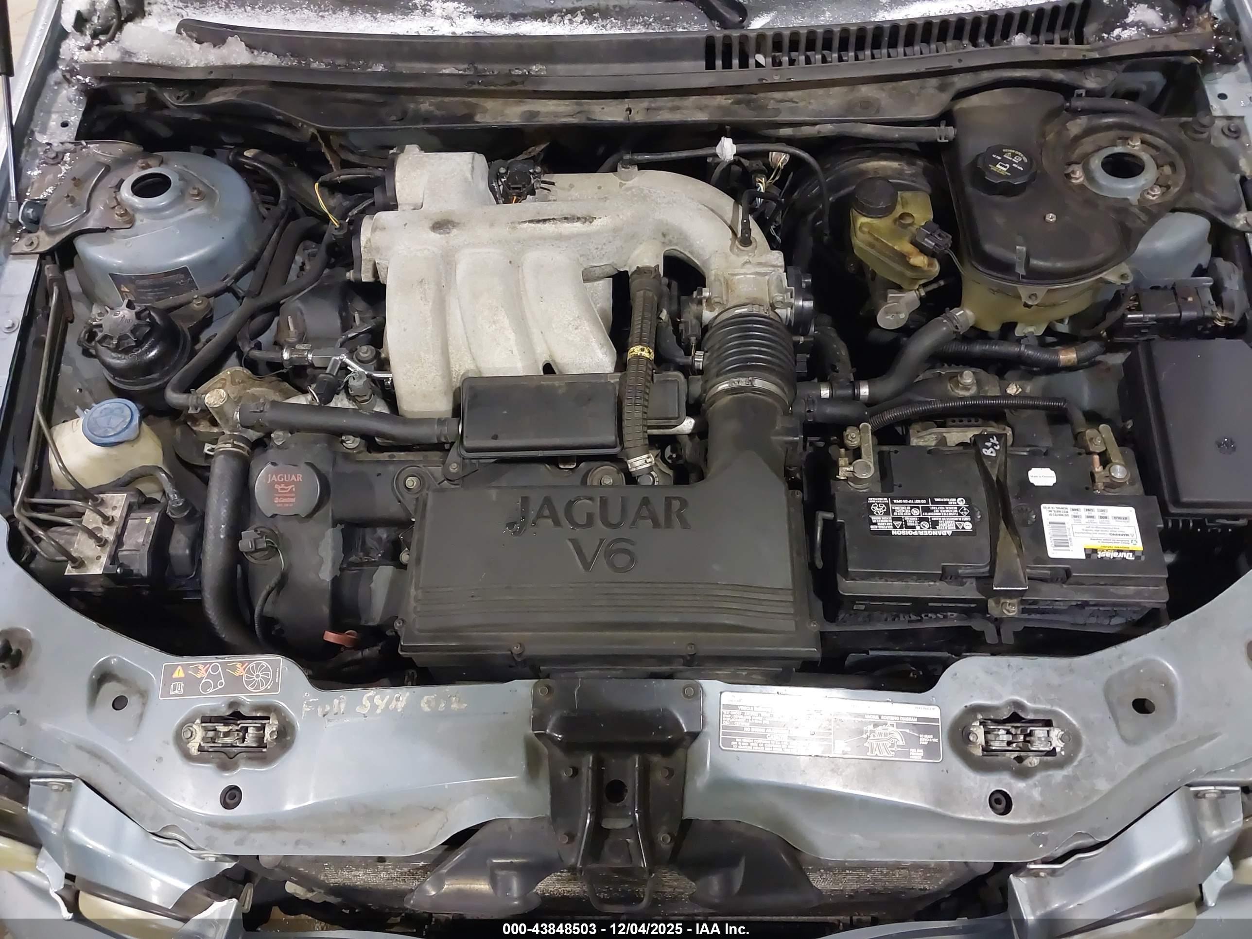 JAGUAR X-TYPE image 10