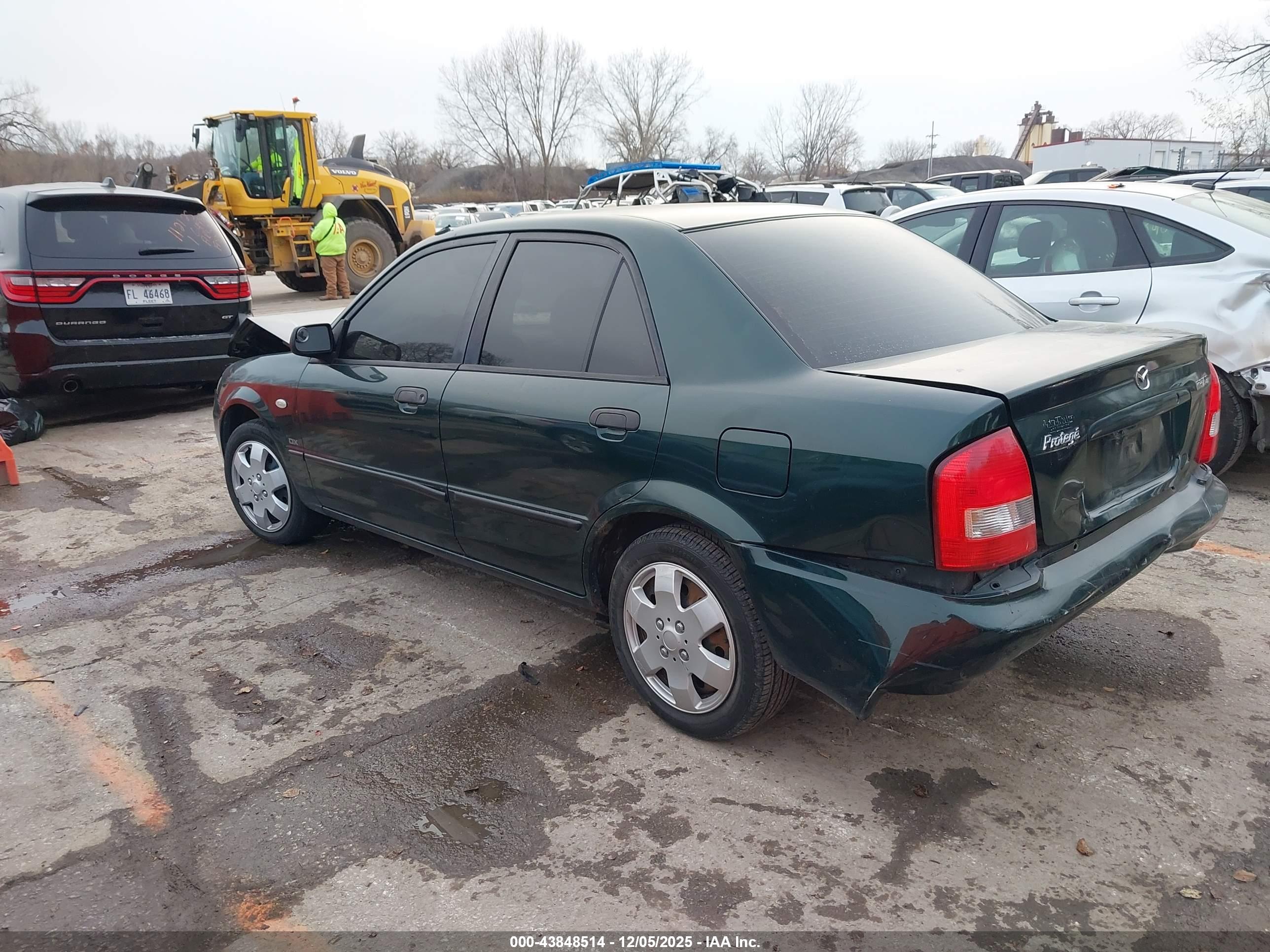 MAZDA PROTEGE image 3