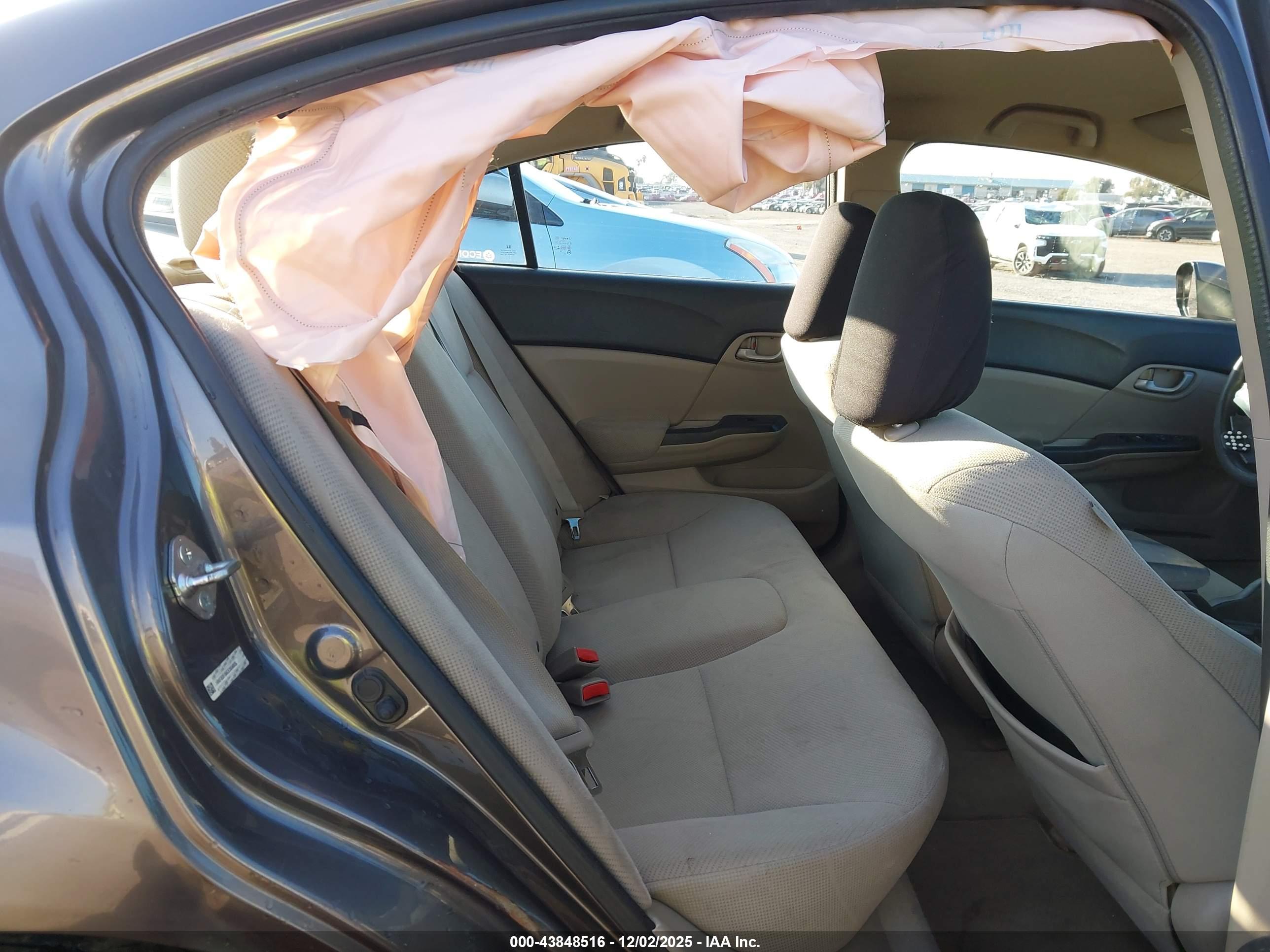HONDA CIVIC image 8