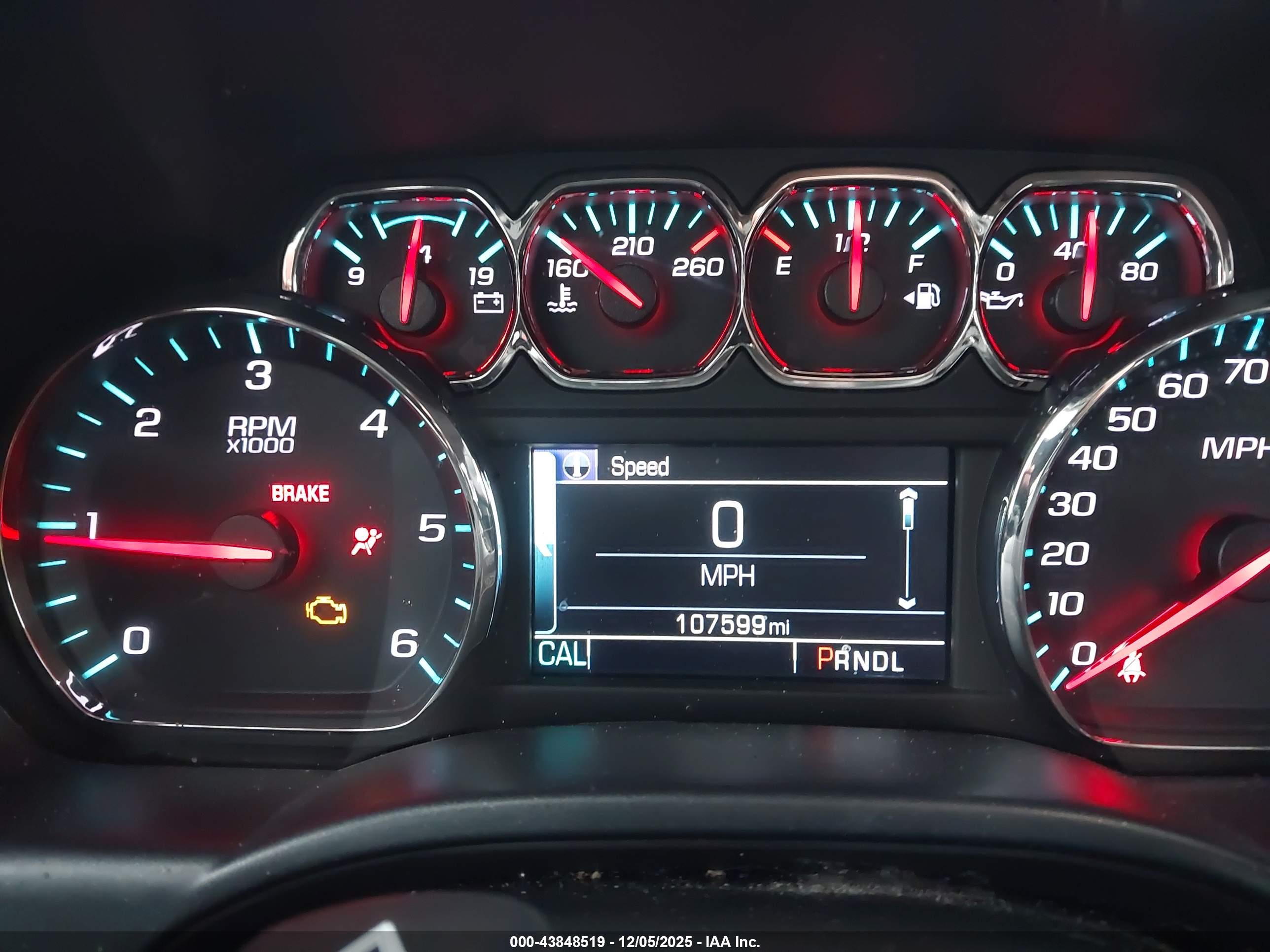 CHEVROLET SILVERADO image 7
