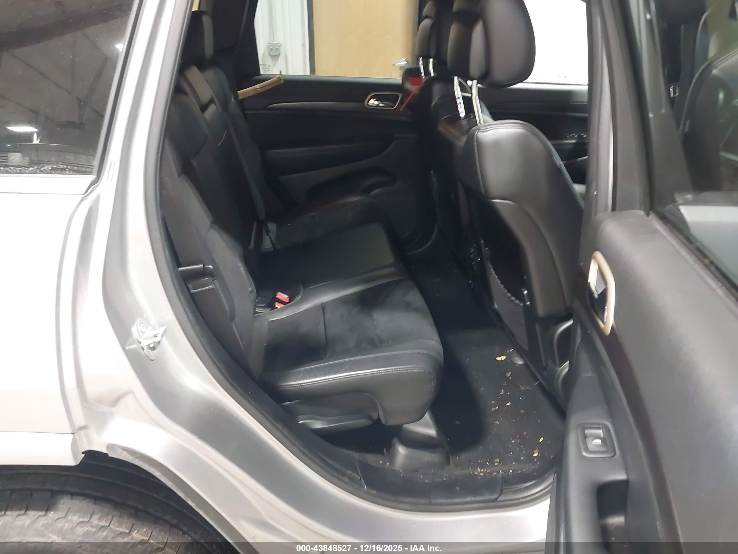 JEEP GRAND image 8