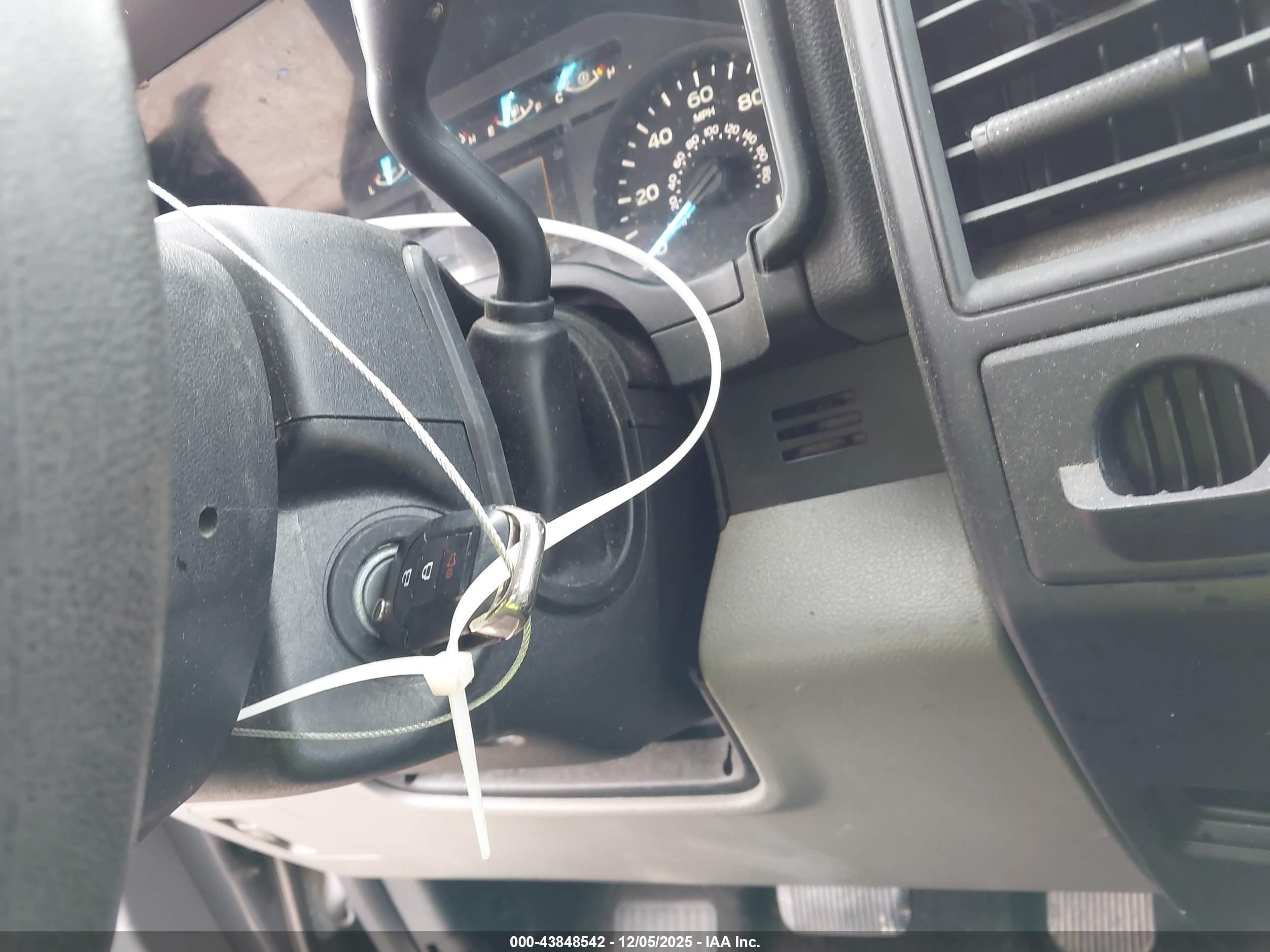 FORD F-150 image 11