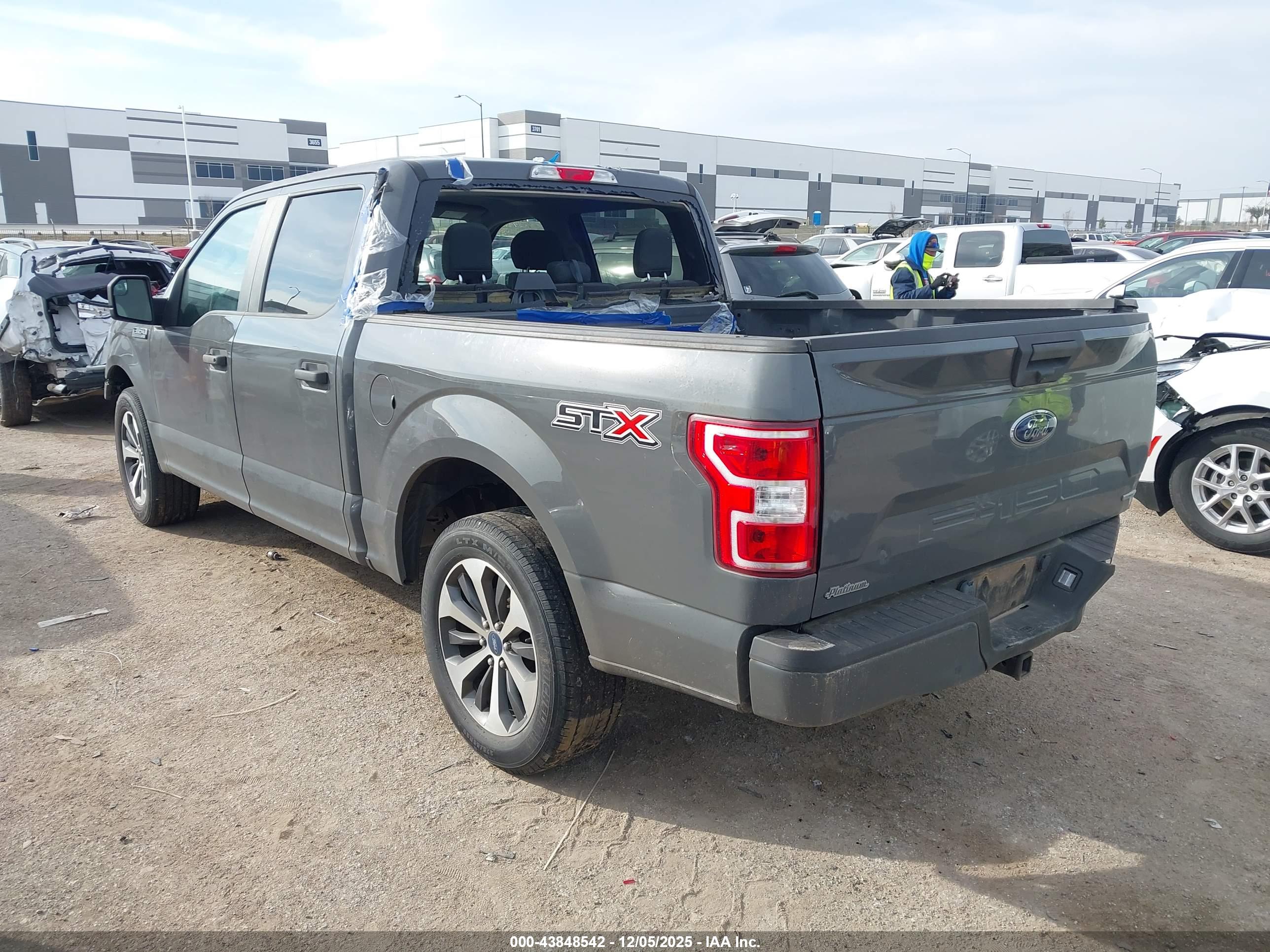 FORD F-150 image 3