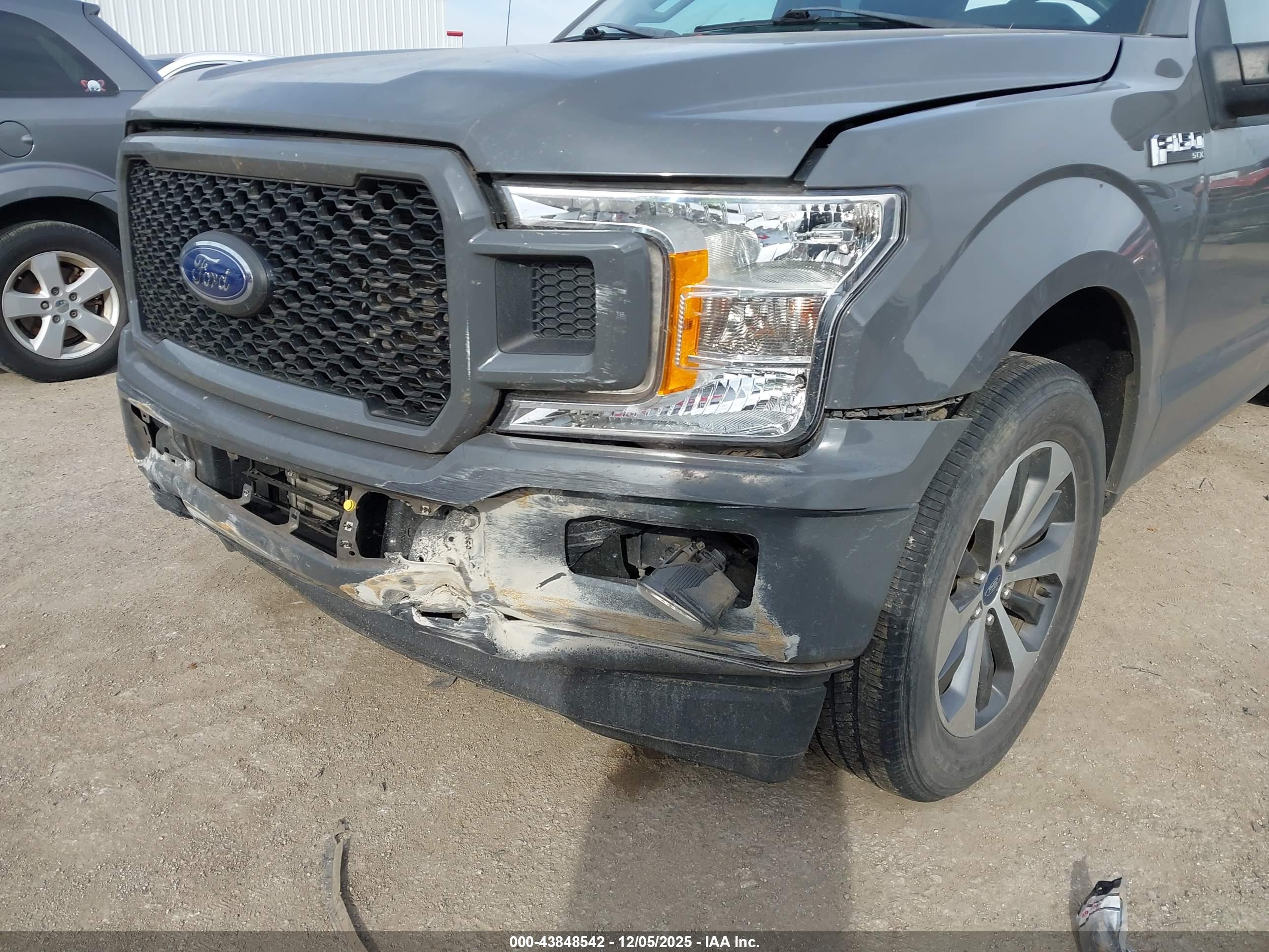 FORD F-150 image 6