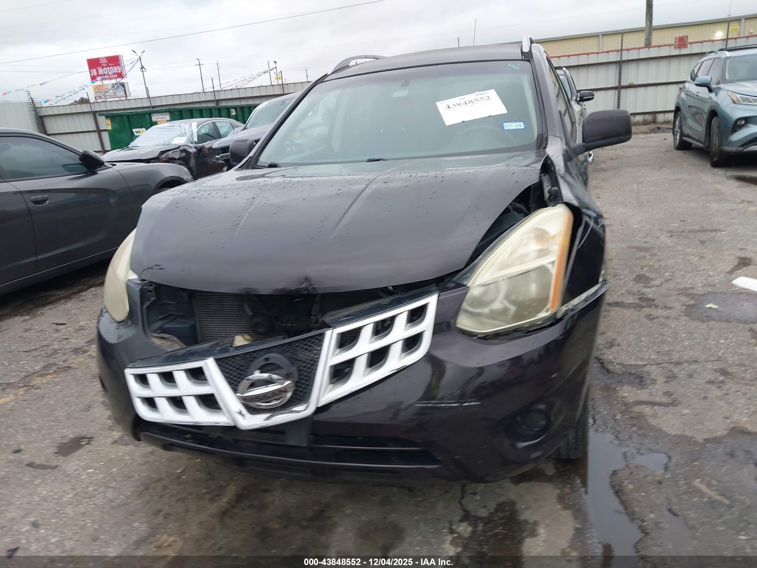 NISSAN ROGUE image 6